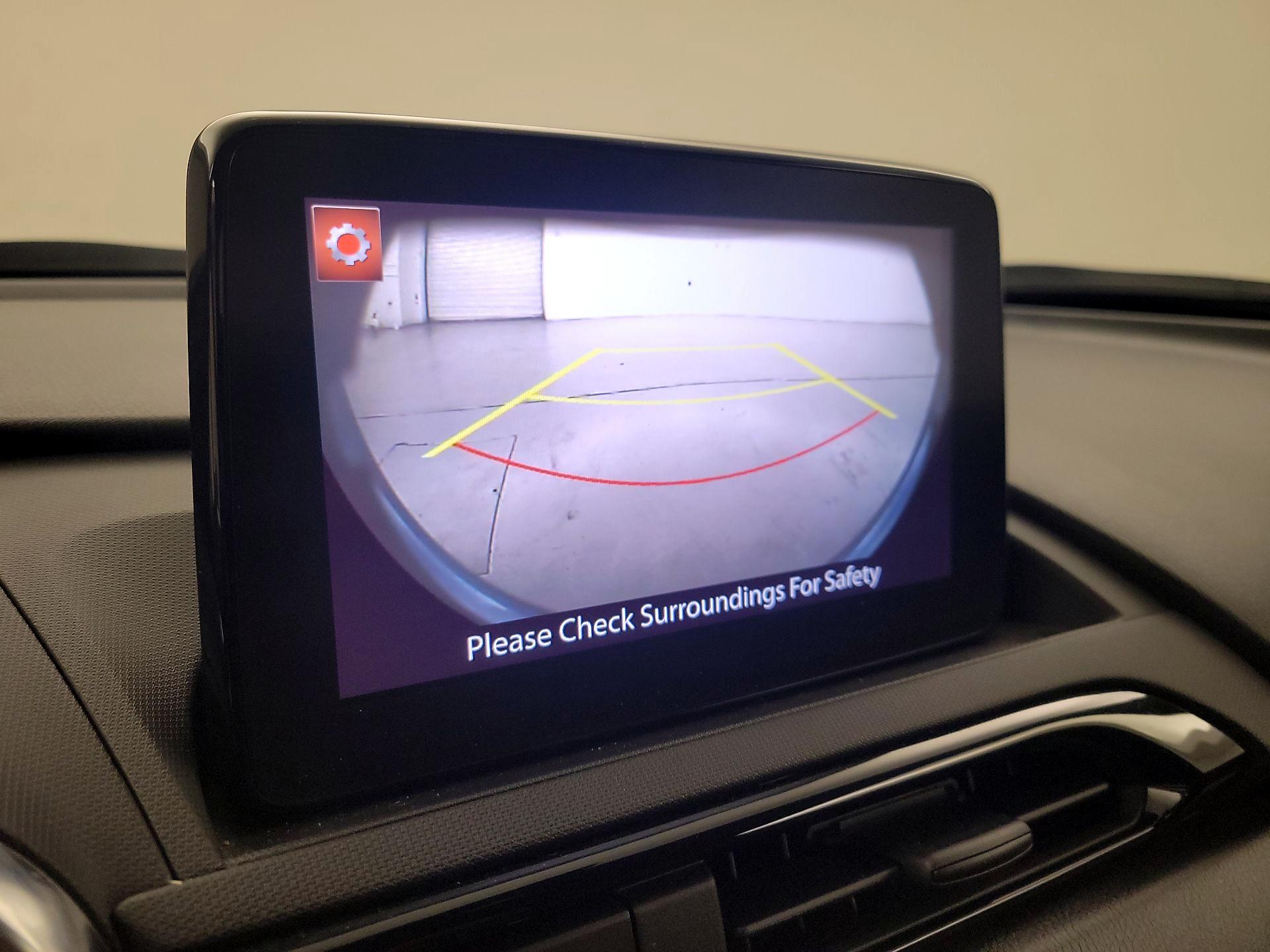 Thumbnail: 2019 Mazda MX-5 Miata - 15