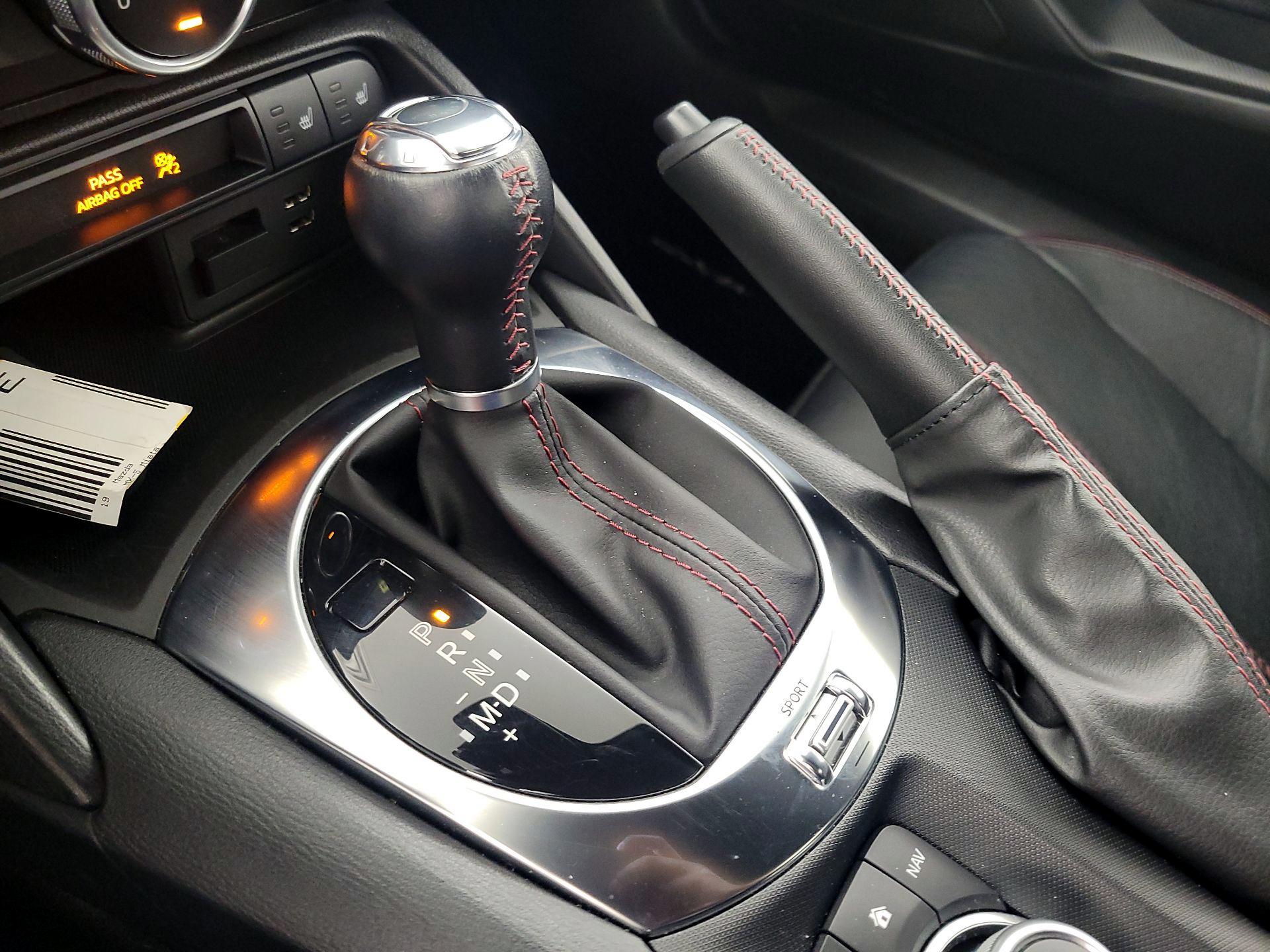 Thumbnail: 2019 Mazda MX-5 Miata - 18