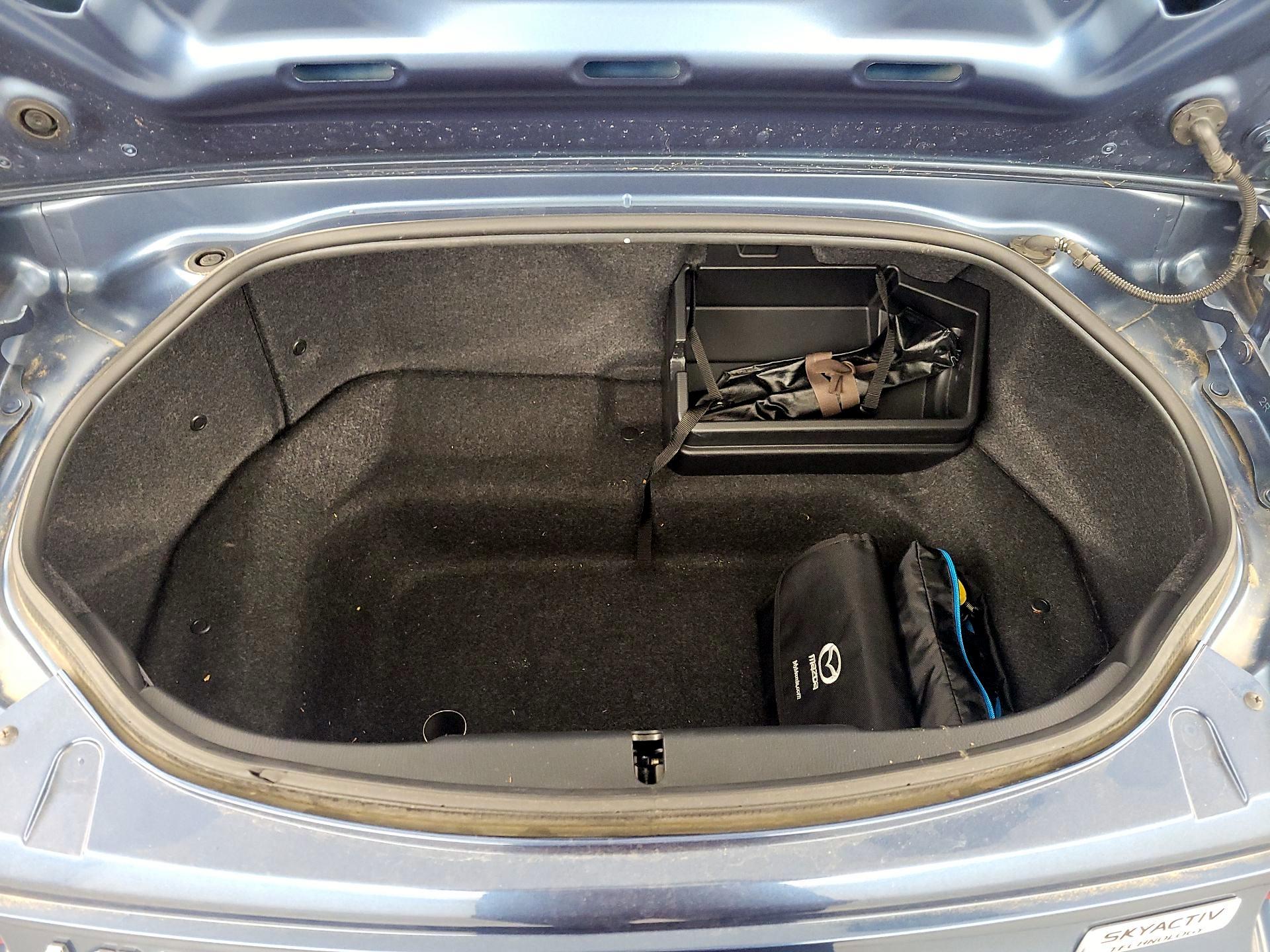 Thumbnail: 2019 Mazda MX-5 Miata - 20