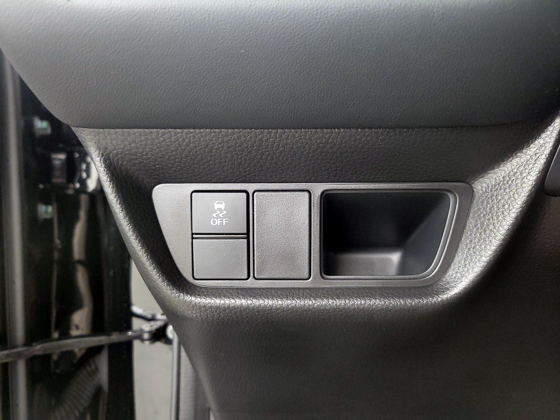 Thumbnail: 2025 Honda HR-V - 13