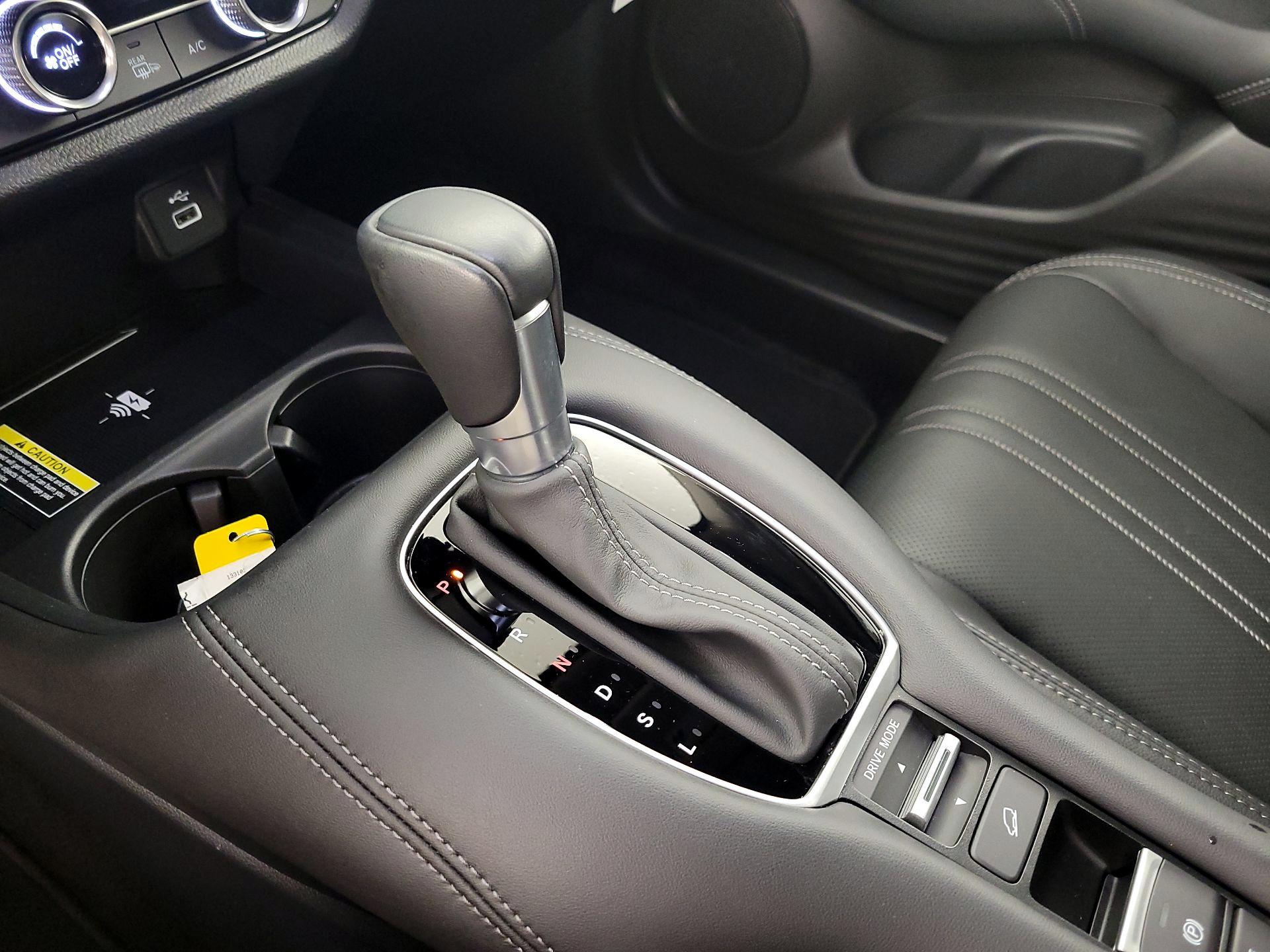 Thumbnail: 2025 Honda HR-V - 17