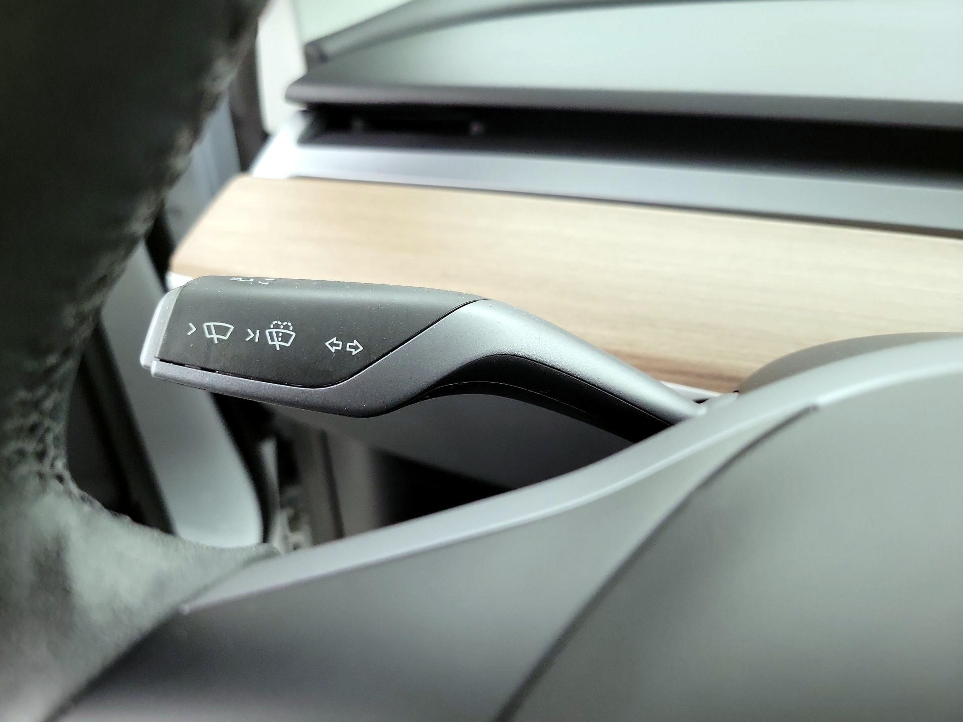 Thumbnail: 2023 Tesla Model 3 - 13