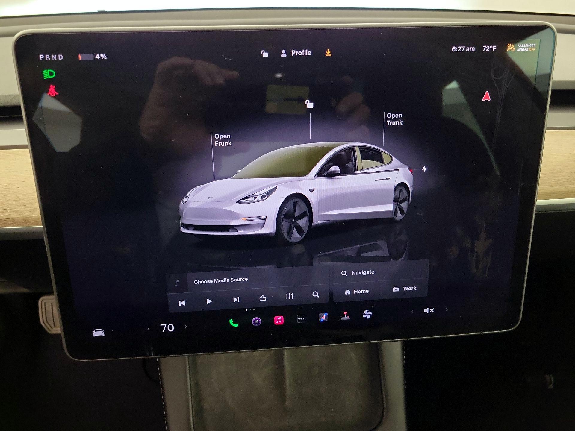 Thumbnail: 2023 Tesla Model 3 - 17