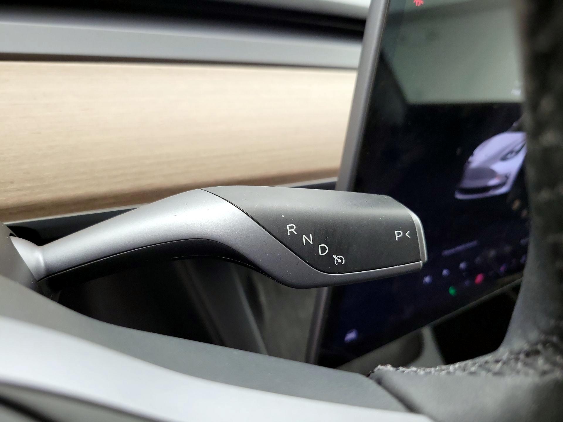 Thumbnail: 2023 Tesla Model 3 - 18
