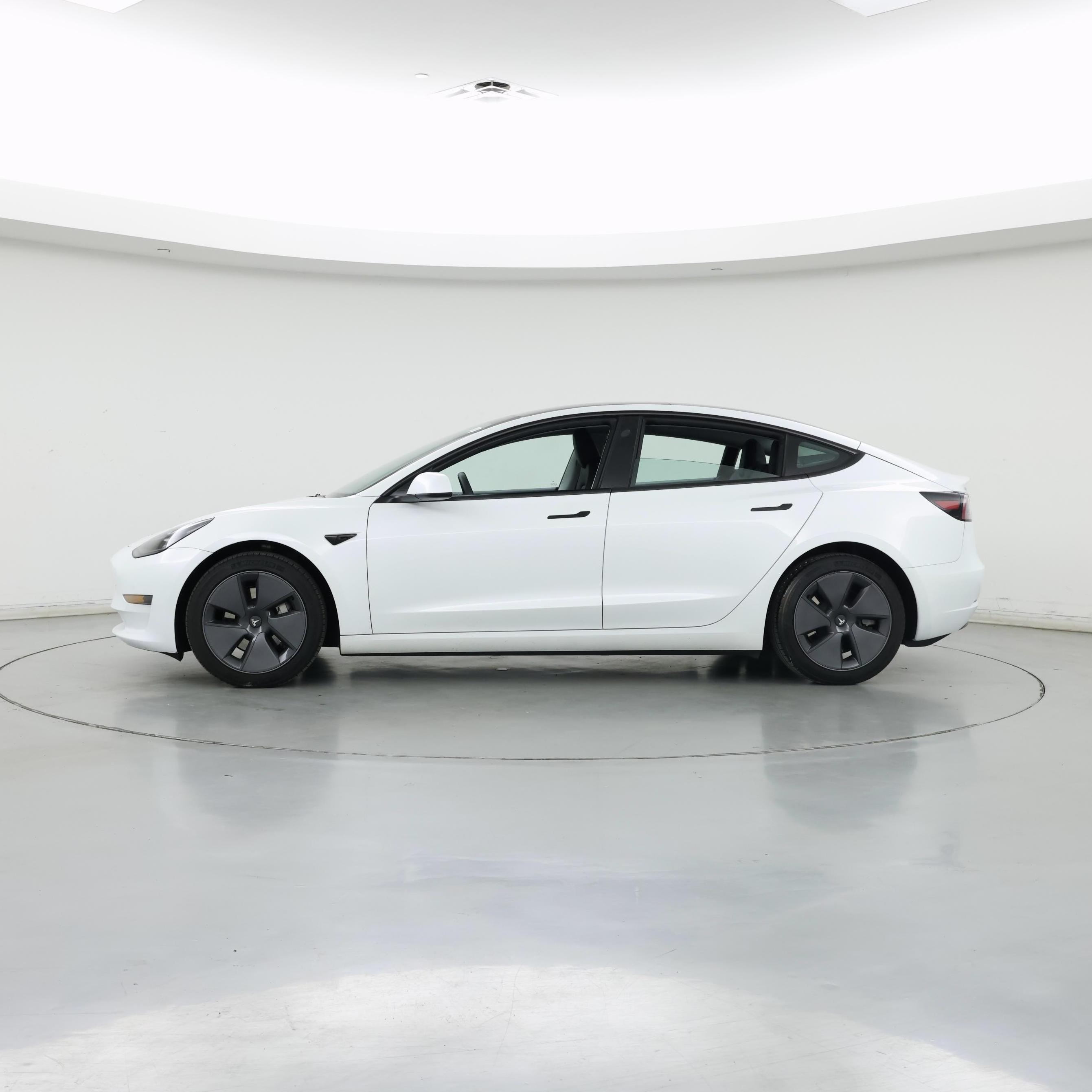 Thumbnail: 2023 Tesla Model 3 - 3