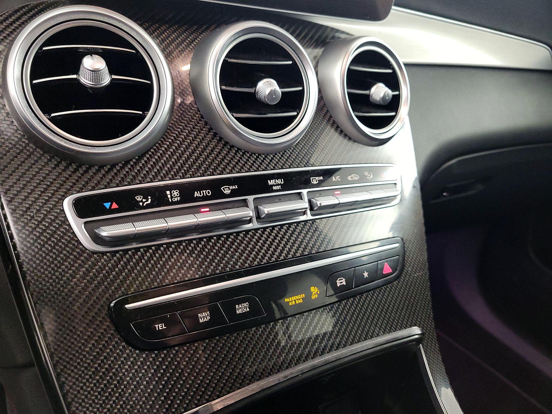 Thumbnail: 2020 Mercedes-Benz GLC - 17
