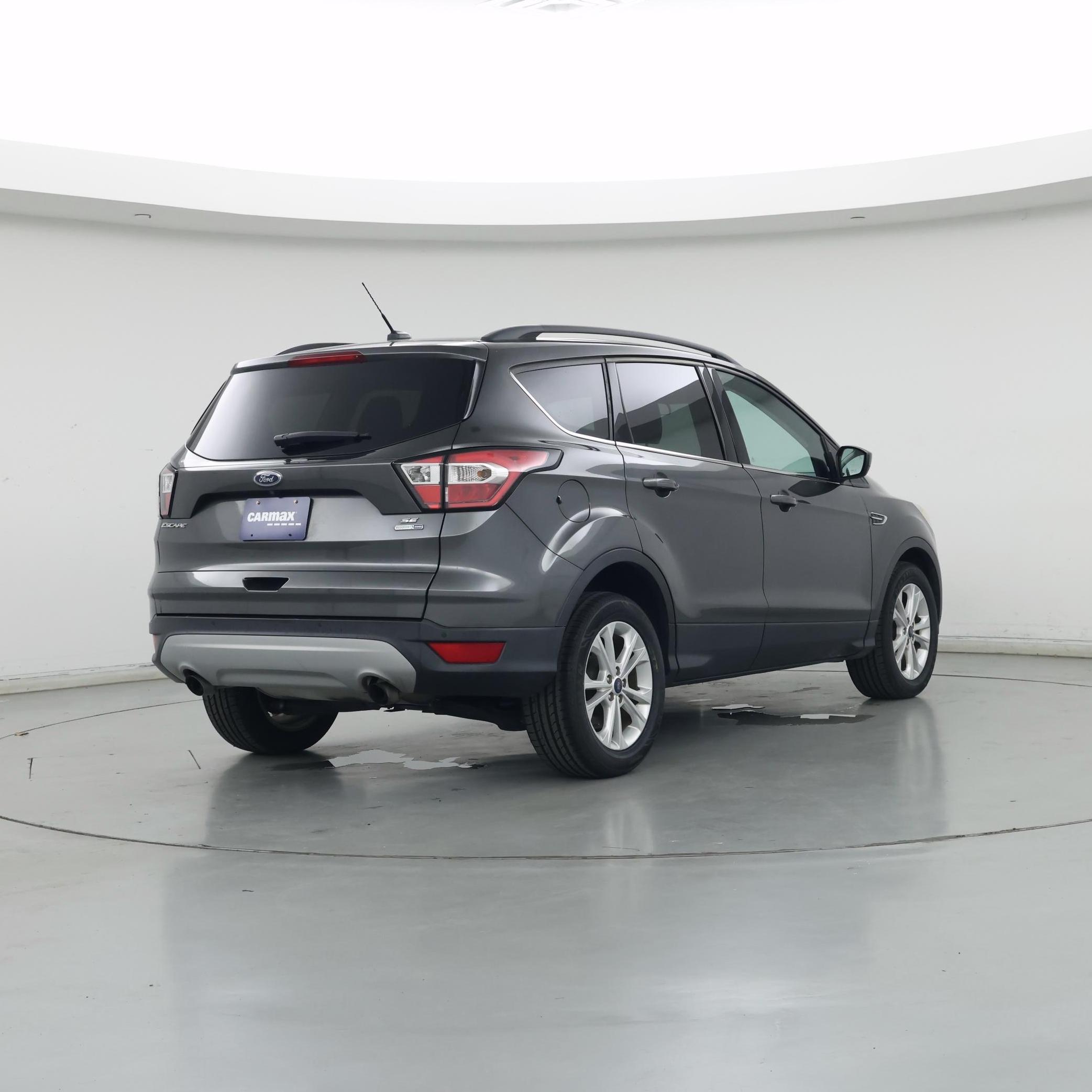 Thumbnail: 2017 Ford Escape - 8