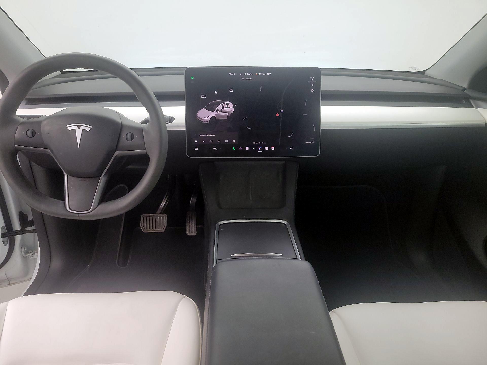 Thumbnail: 2024 Tesla Model Y - 9