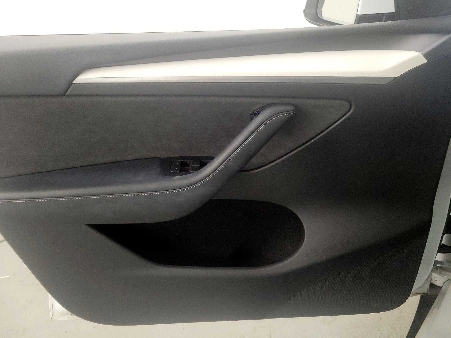 Thumbnail: 2024 Tesla Model Y - 12