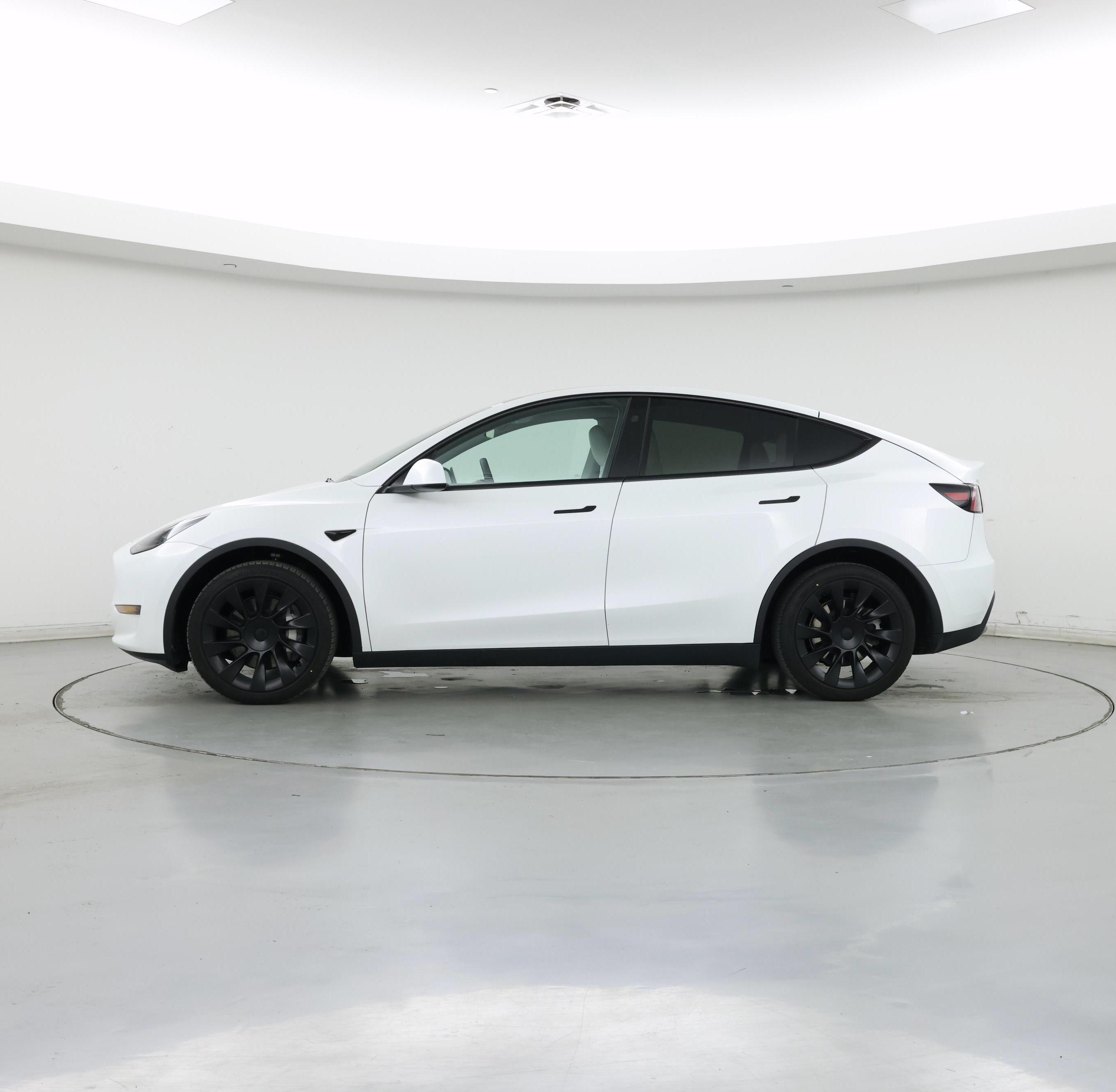 Thumbnail: 2024 Tesla Model Y - 3