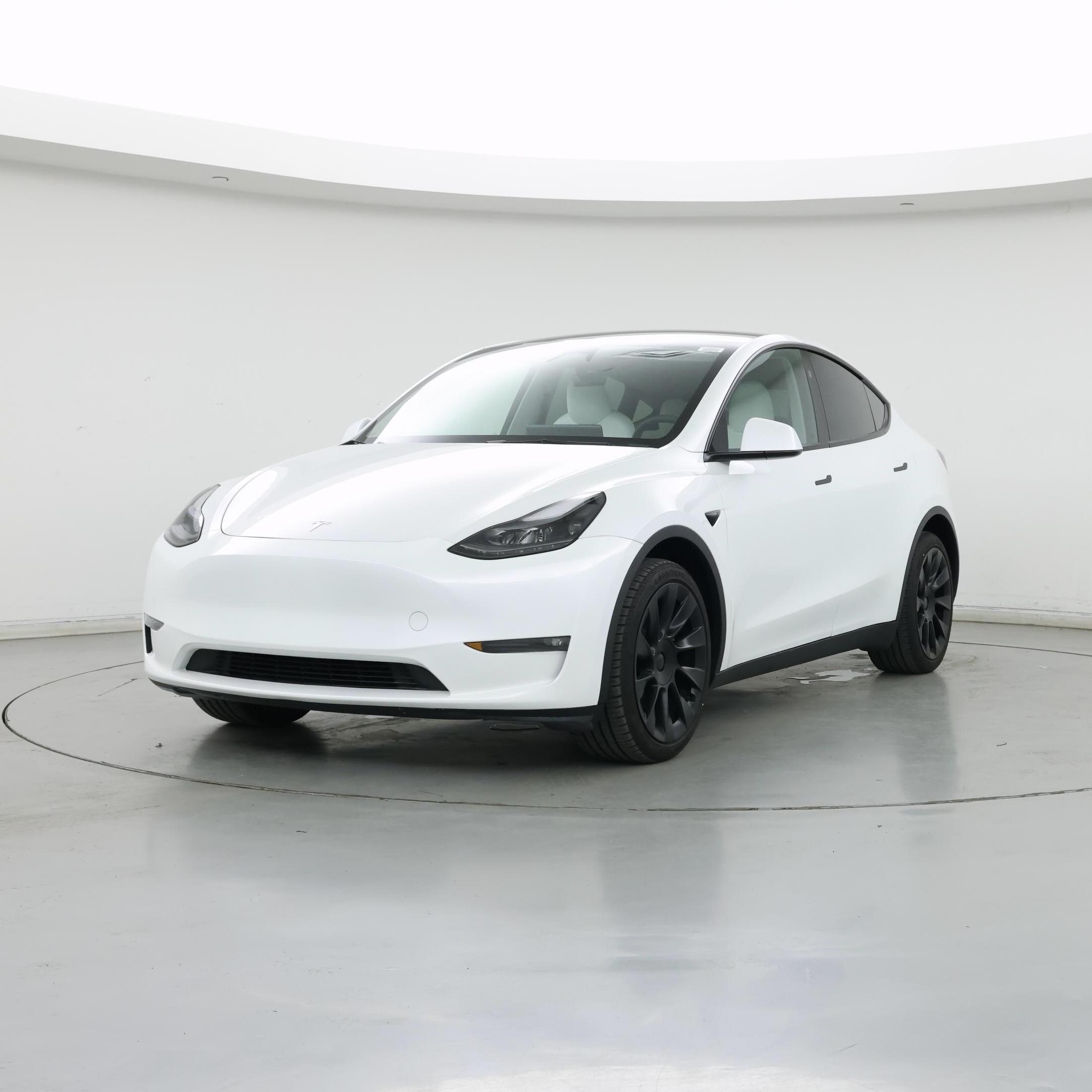 Thumbnail: 2024 Tesla Model Y - 4