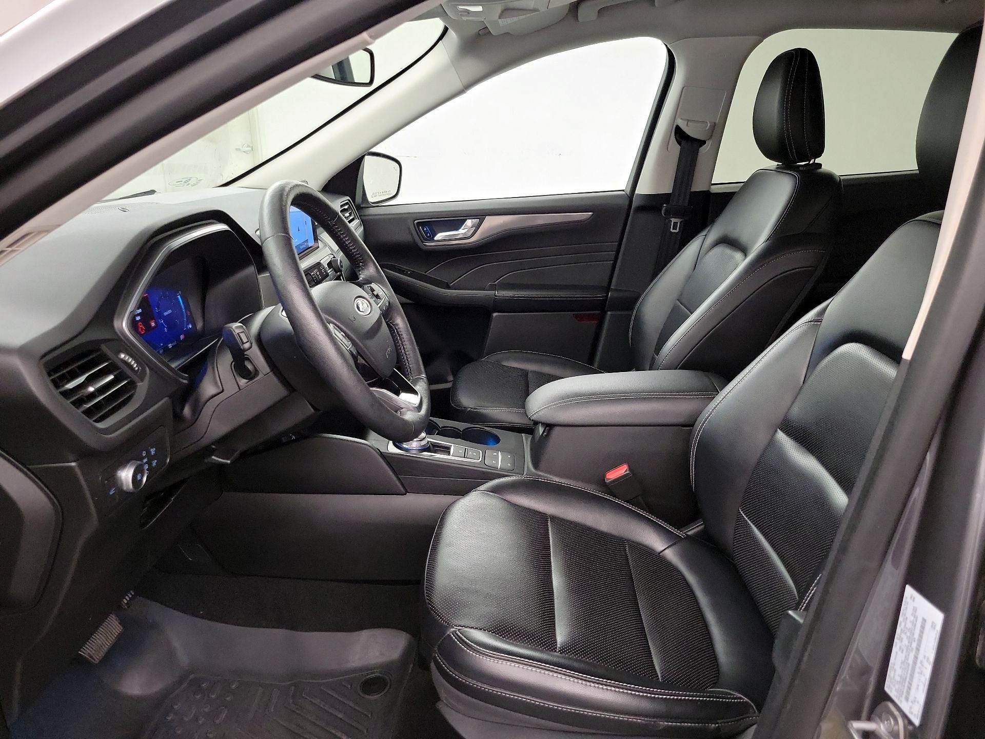 Thumbnail: 2021 Ford Escape - 11