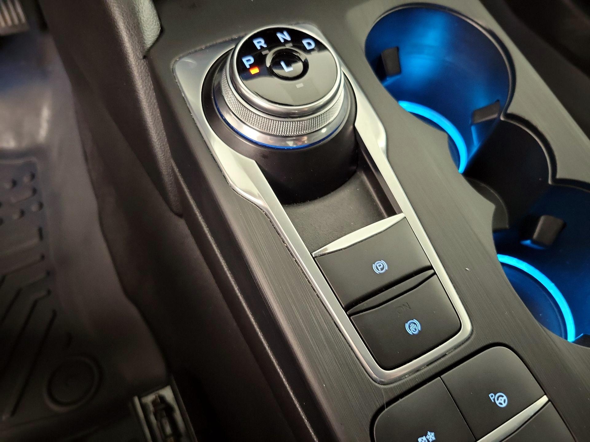 Thumbnail: 2021 Ford Escape - 18