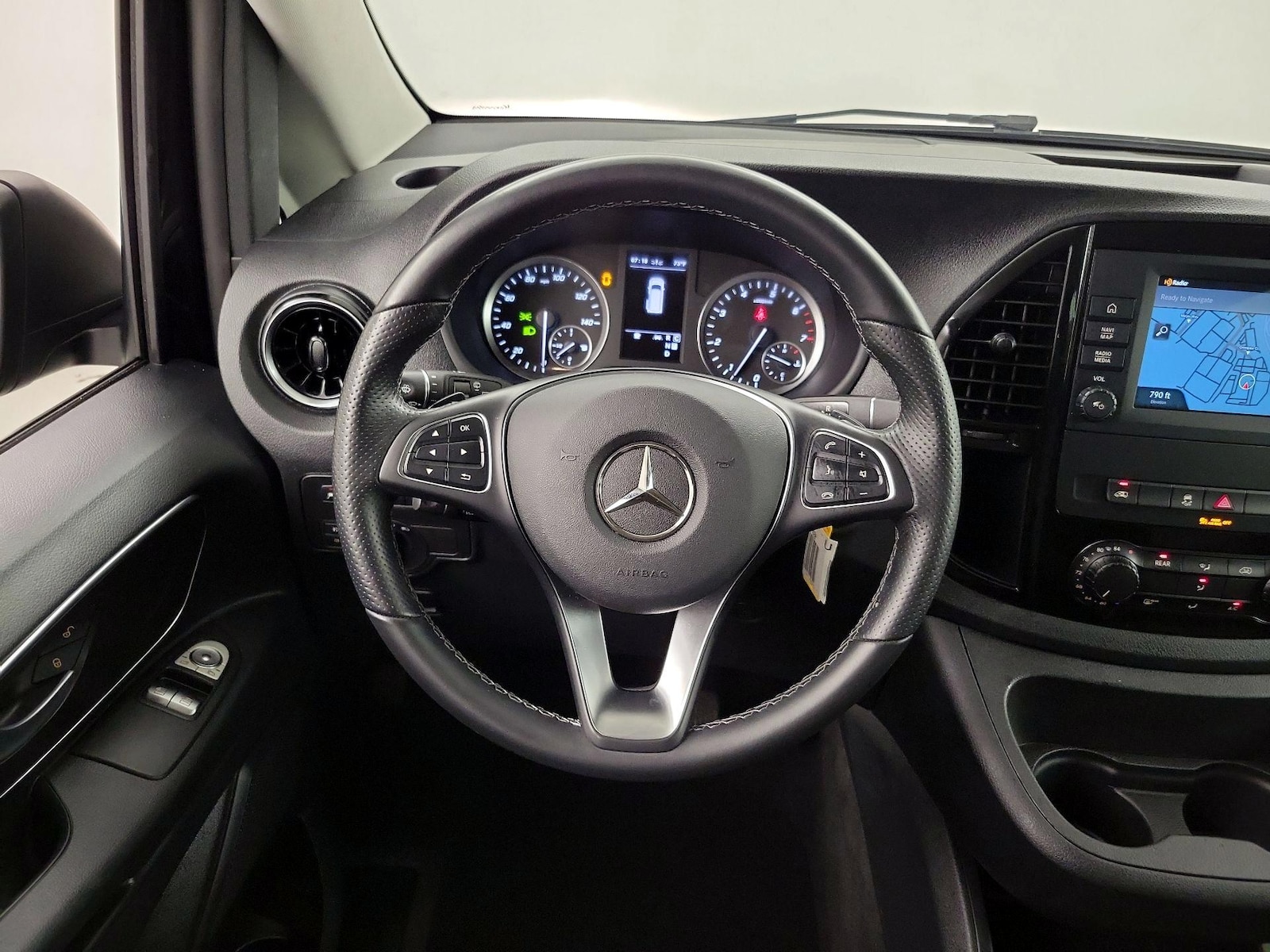 2023 Mercedes-Benz Metris Passenger Van Base - Photo 11