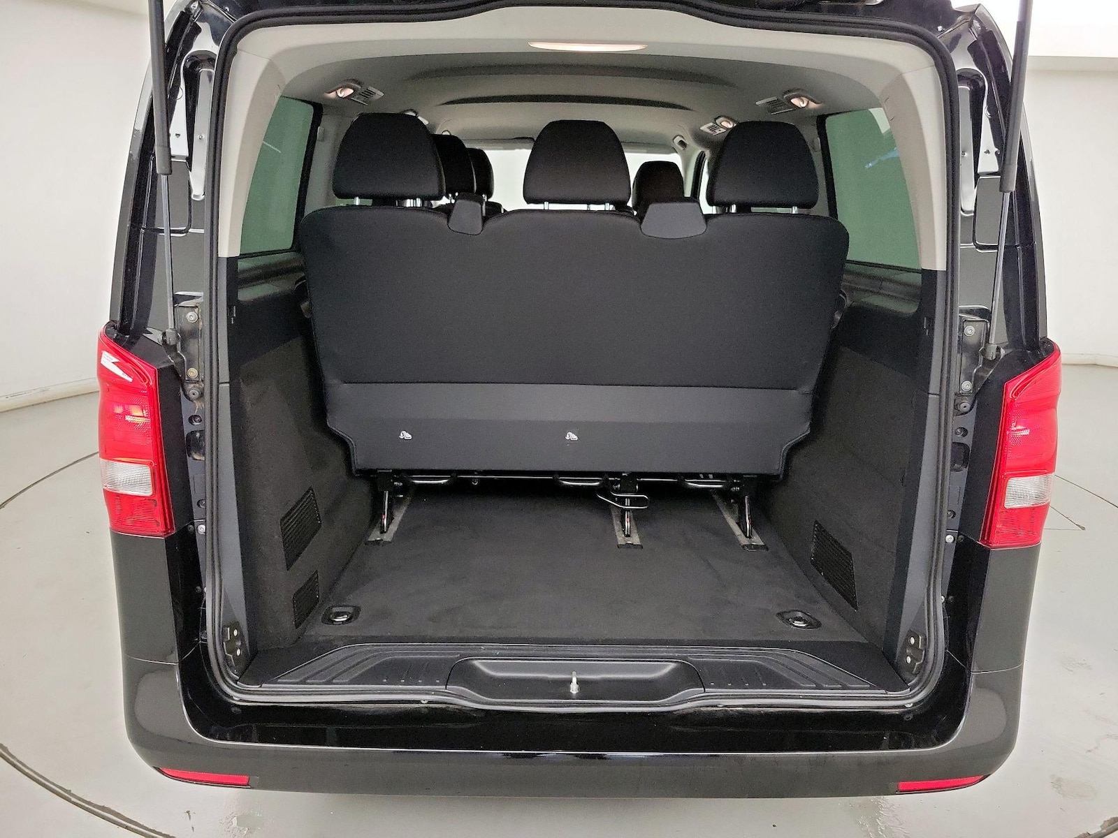 2023 Mercedes-Benz Metris Passenger Van Base - Photo 23
