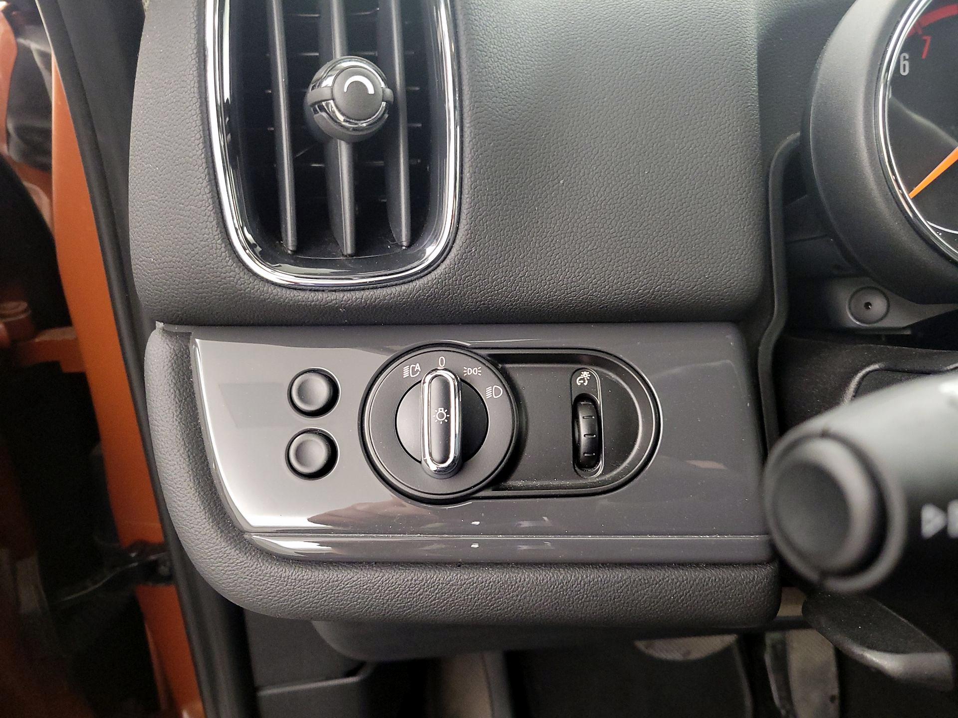 Thumbnail: 2018 MINI Cooper Countryman - 13