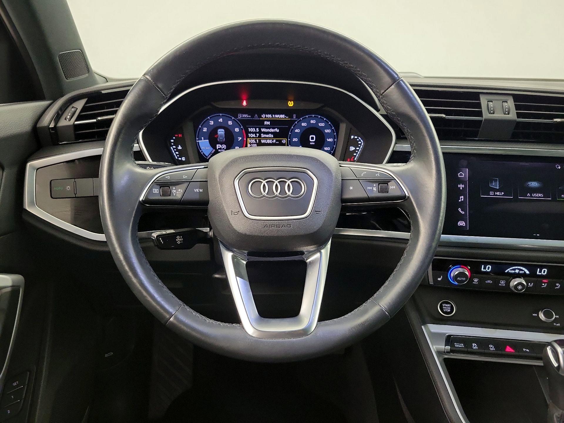 Thumbnail: 2022 Audi Q3 - 10
