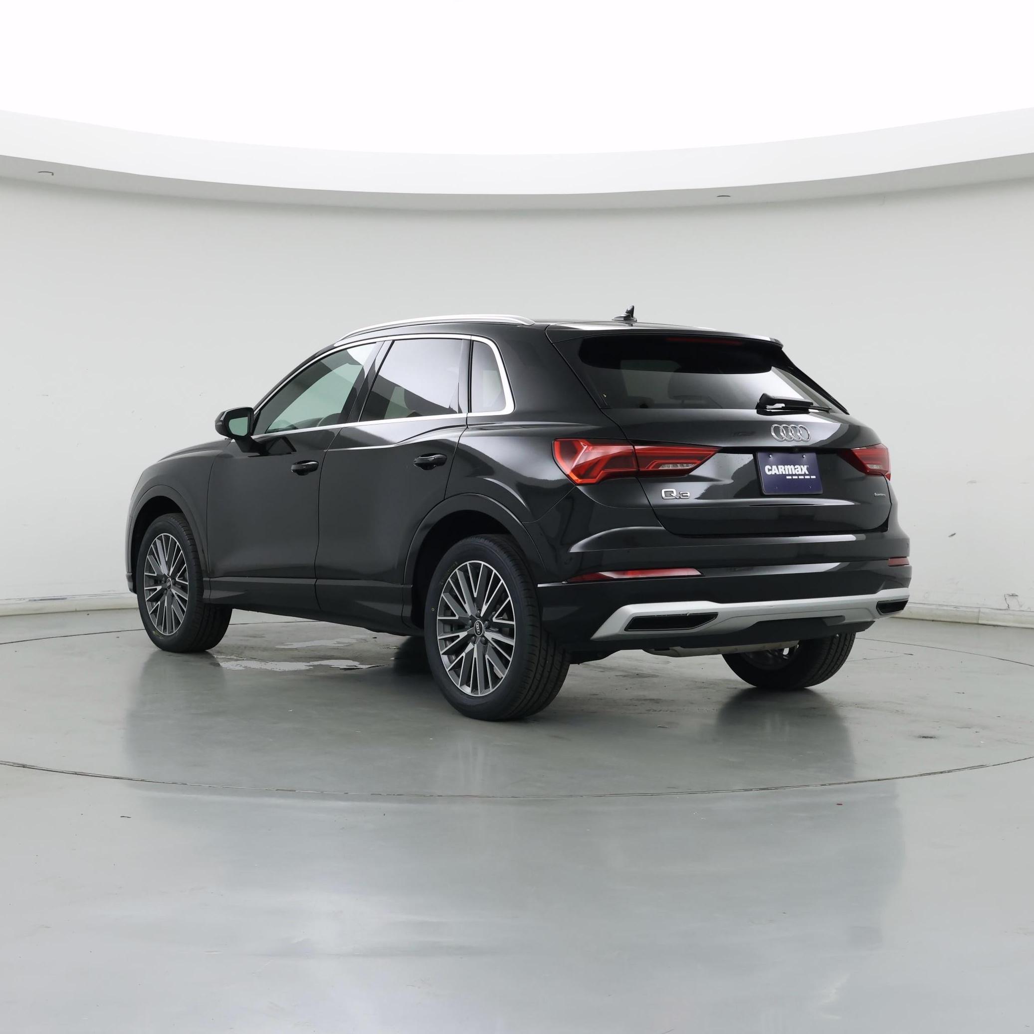 Thumbnail: 2022 Audi Q3 - 2