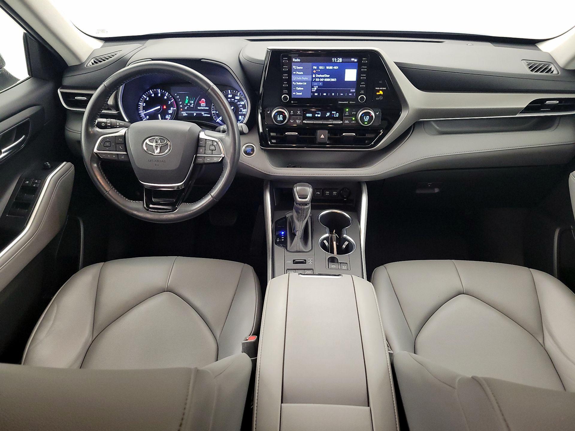 Thumbnail: 2020 Toyota Highlander - 9