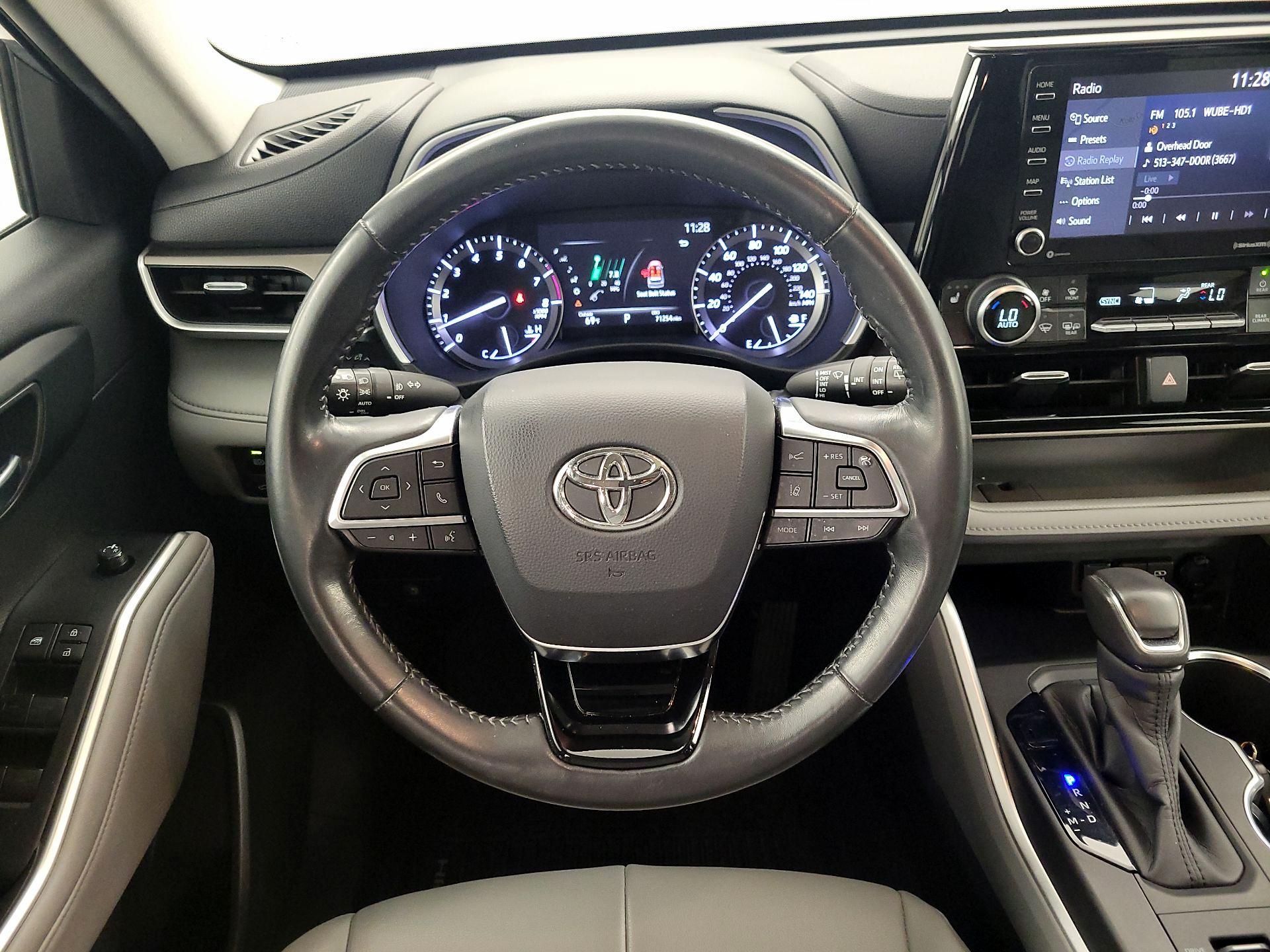 Thumbnail: 2020 Toyota Highlander - 10