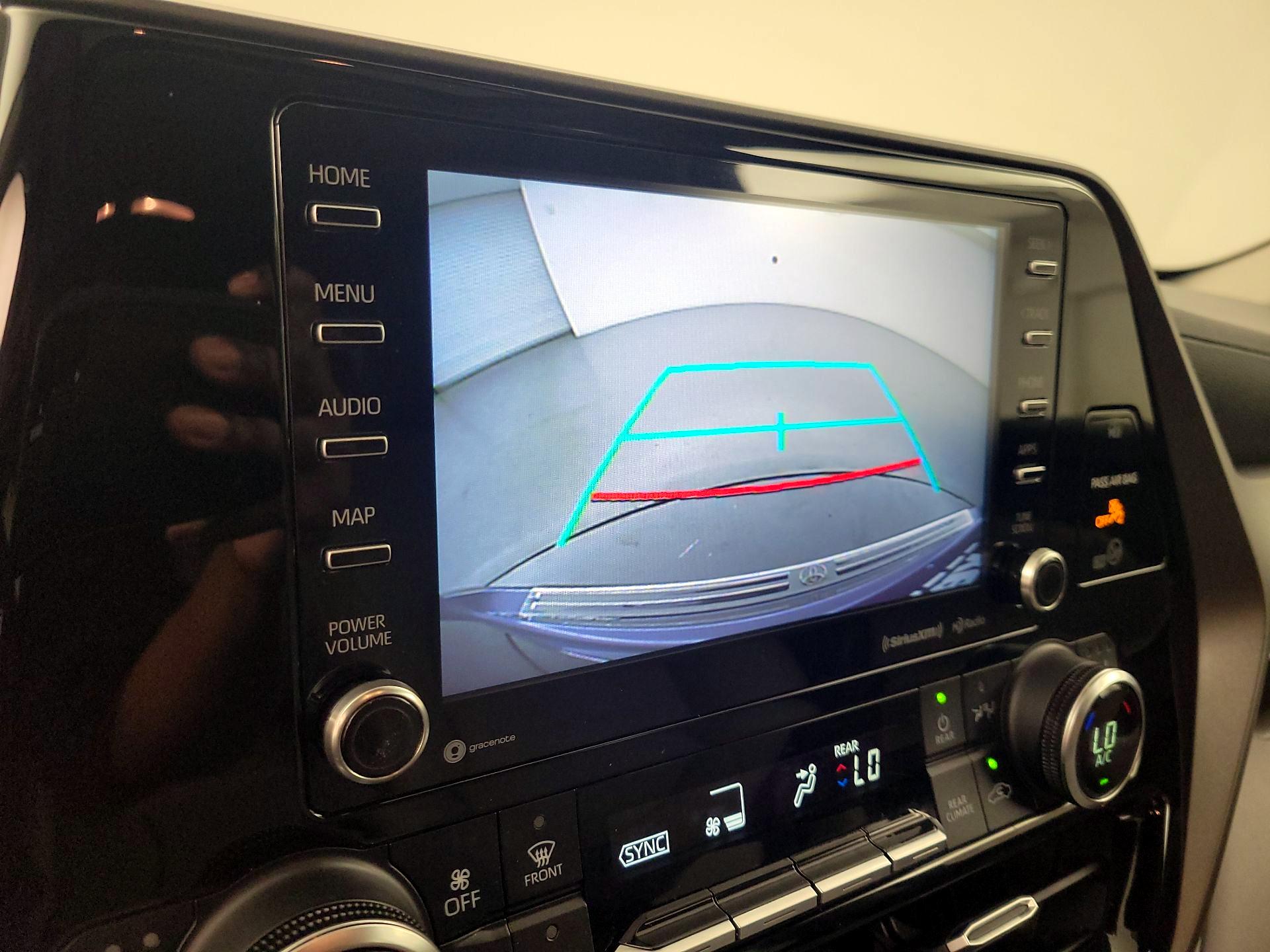 Thumbnail: 2020 Toyota Highlander - 15