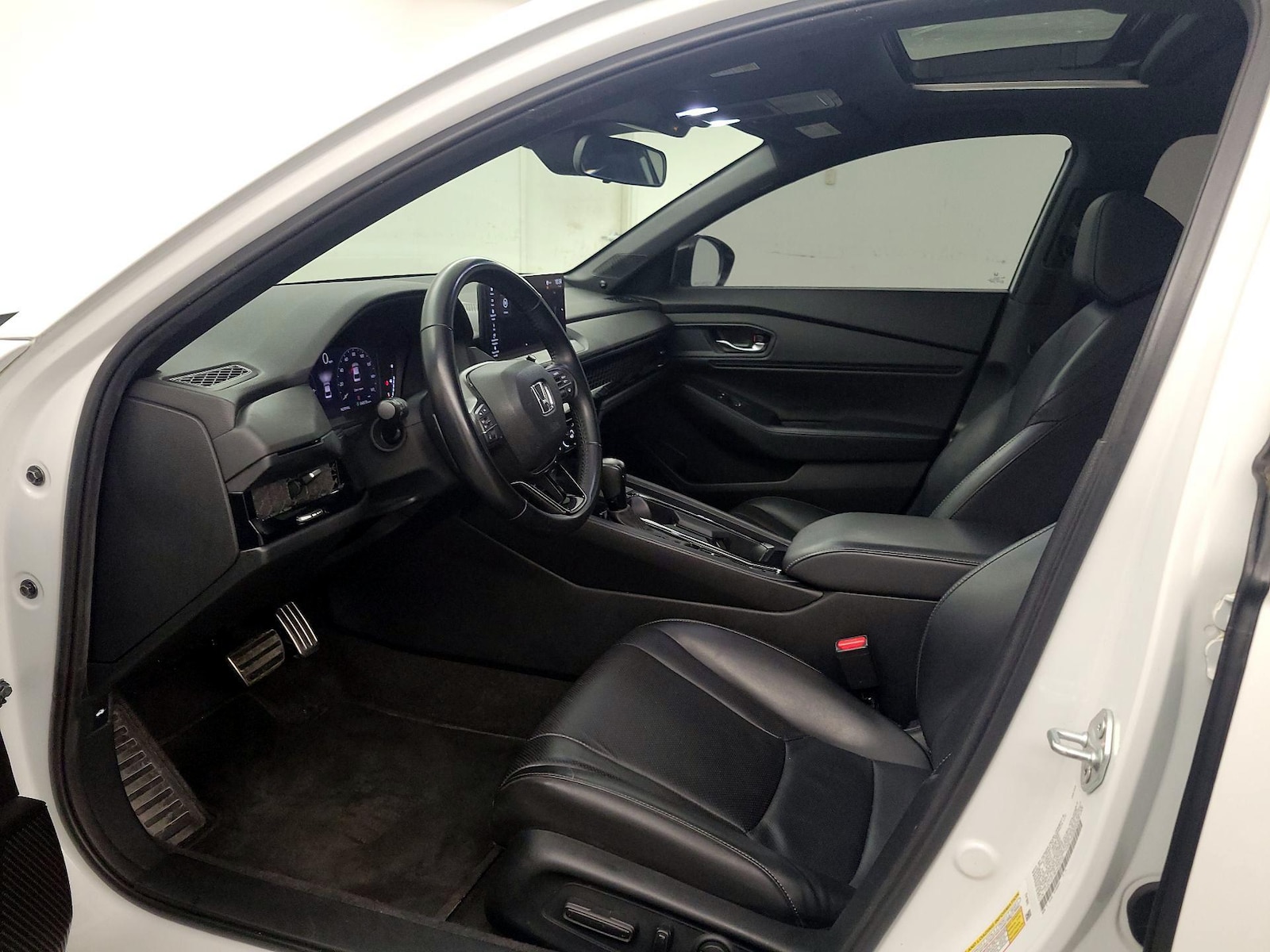 2023 Honda Accord Hybrid Sport-L - Photo 12