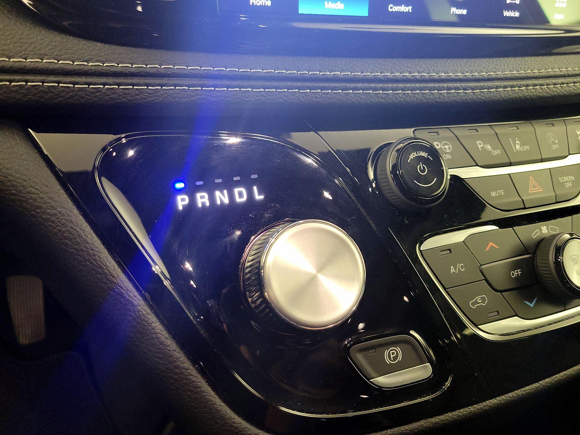 Thumbnail: 2025 Chrysler Pacifica - 17