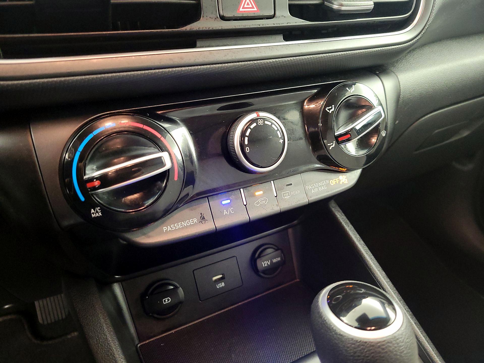 Thumbnail: 2022 Hyundai Kona - 16