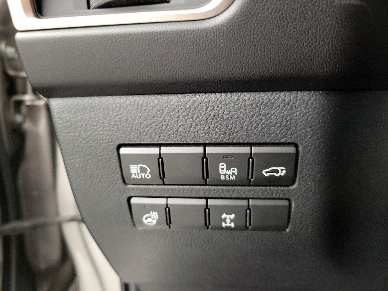 2021 Lexus NX 300 - Photo 14