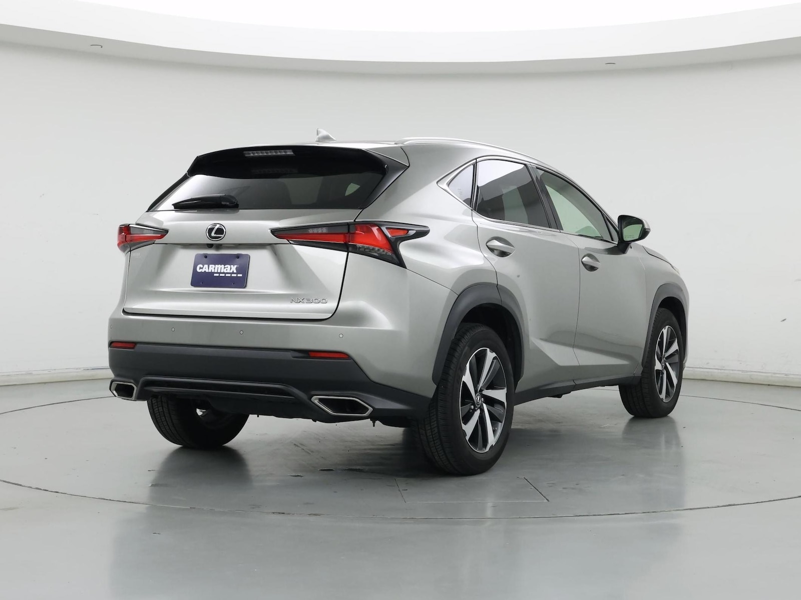 2021 Lexus NX 300 - Photo 9