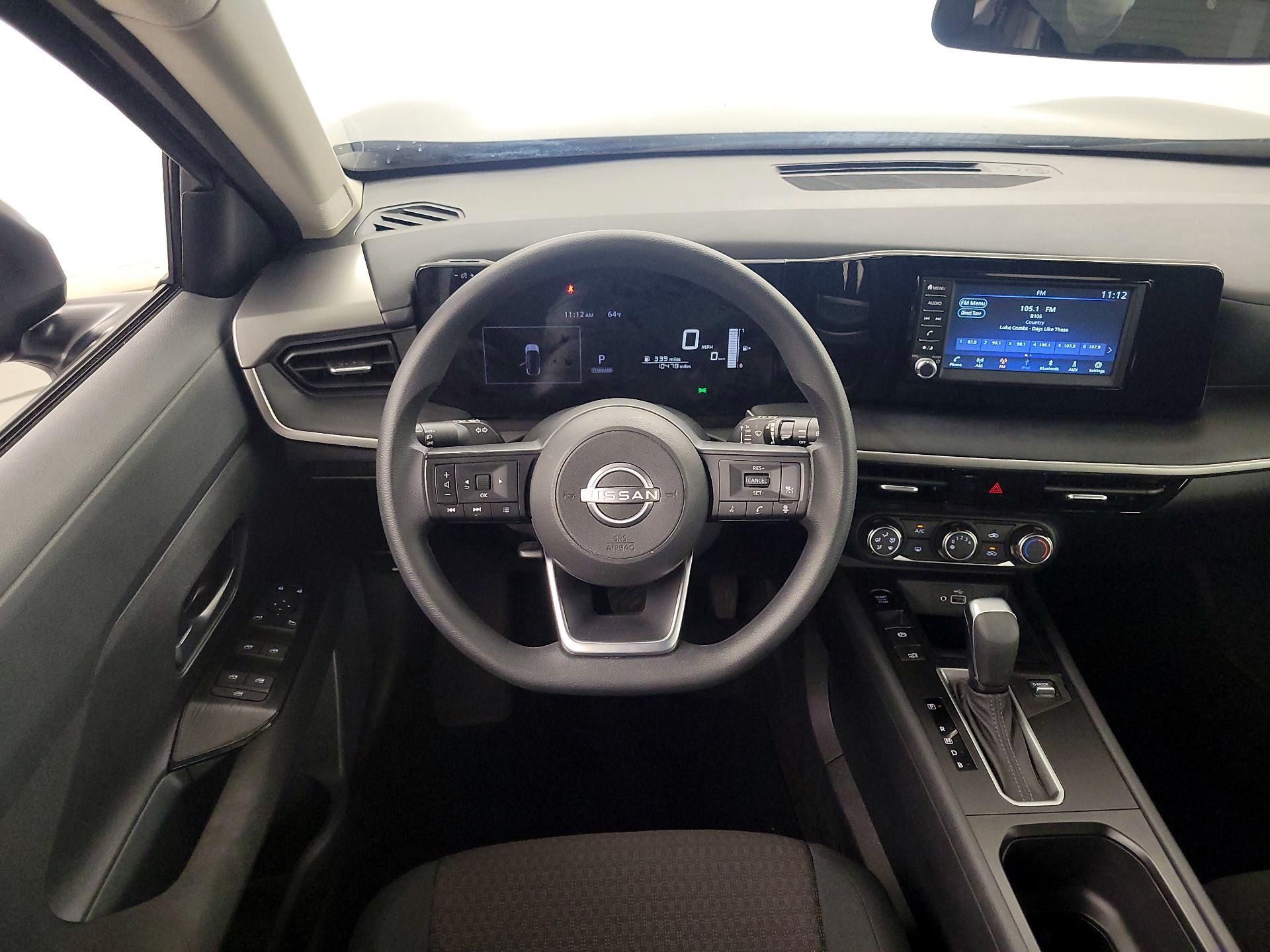 Thumbnail: 2025 Nissan Kicks - 10