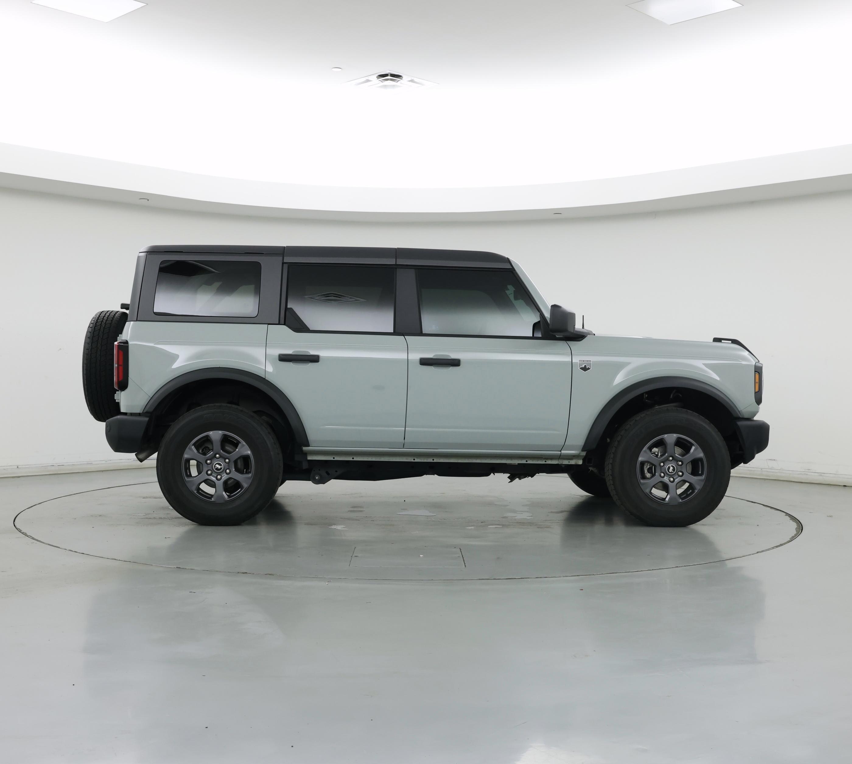 Thumbnail: 2021 Ford Bronco - 7
