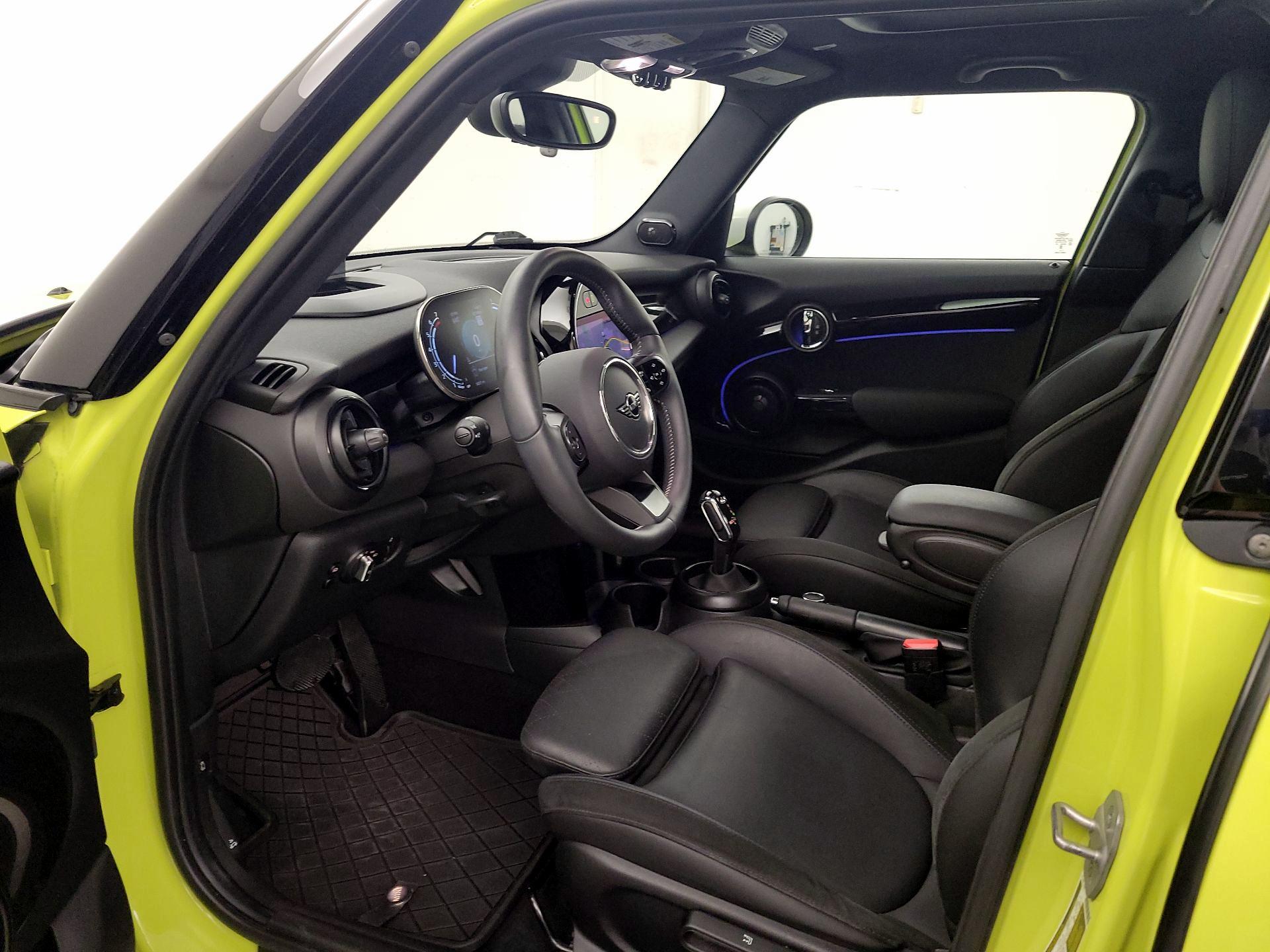Thumbnail: 2024 MINI Cooper Hardtop - 11