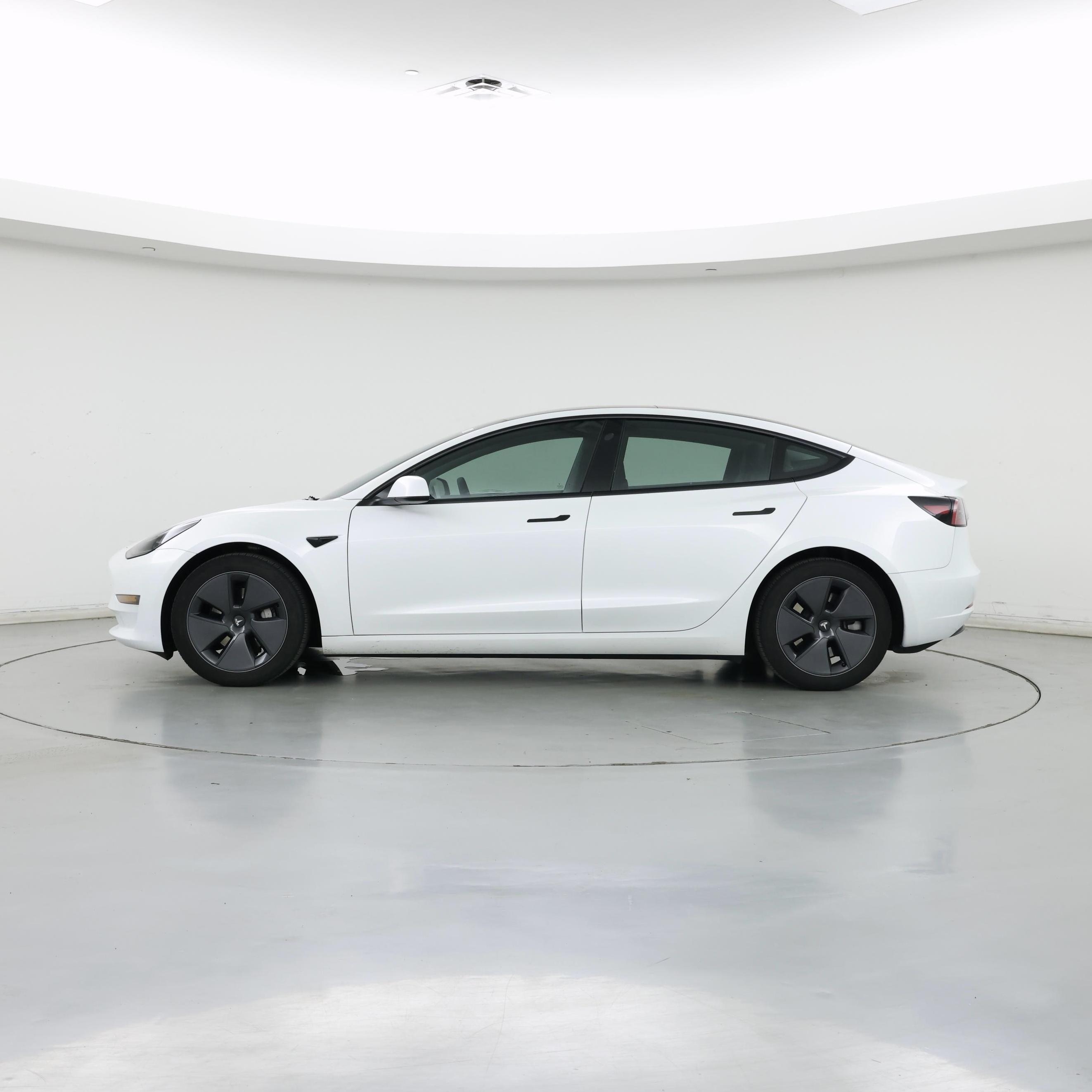 Thumbnail: 2023 Tesla Model 3 - 3