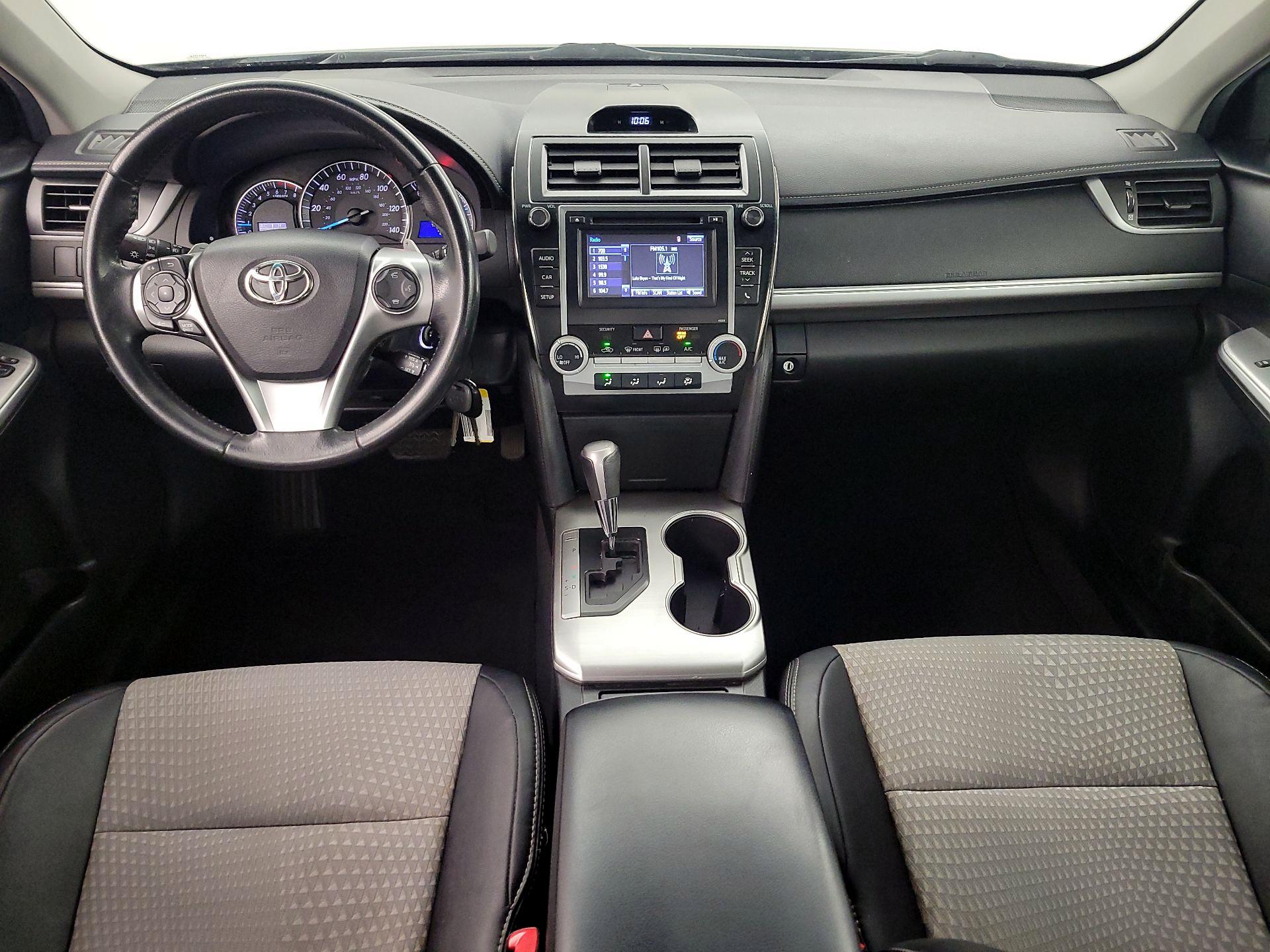 Thumbnail: 2014 Toyota Camry - 9