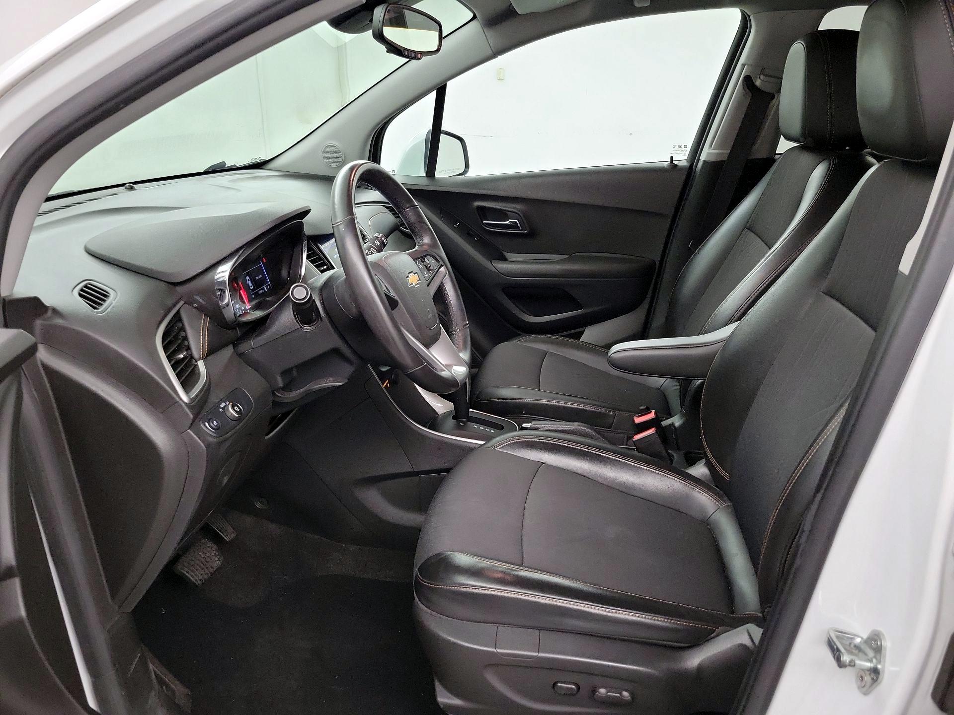 Thumbnail: 2018 Chevrolet Trax - 11