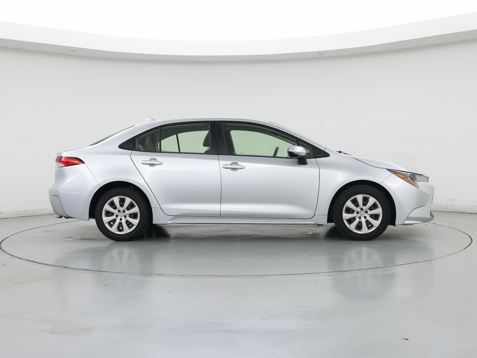 2020 Toyota Corolla LE - Photo 8