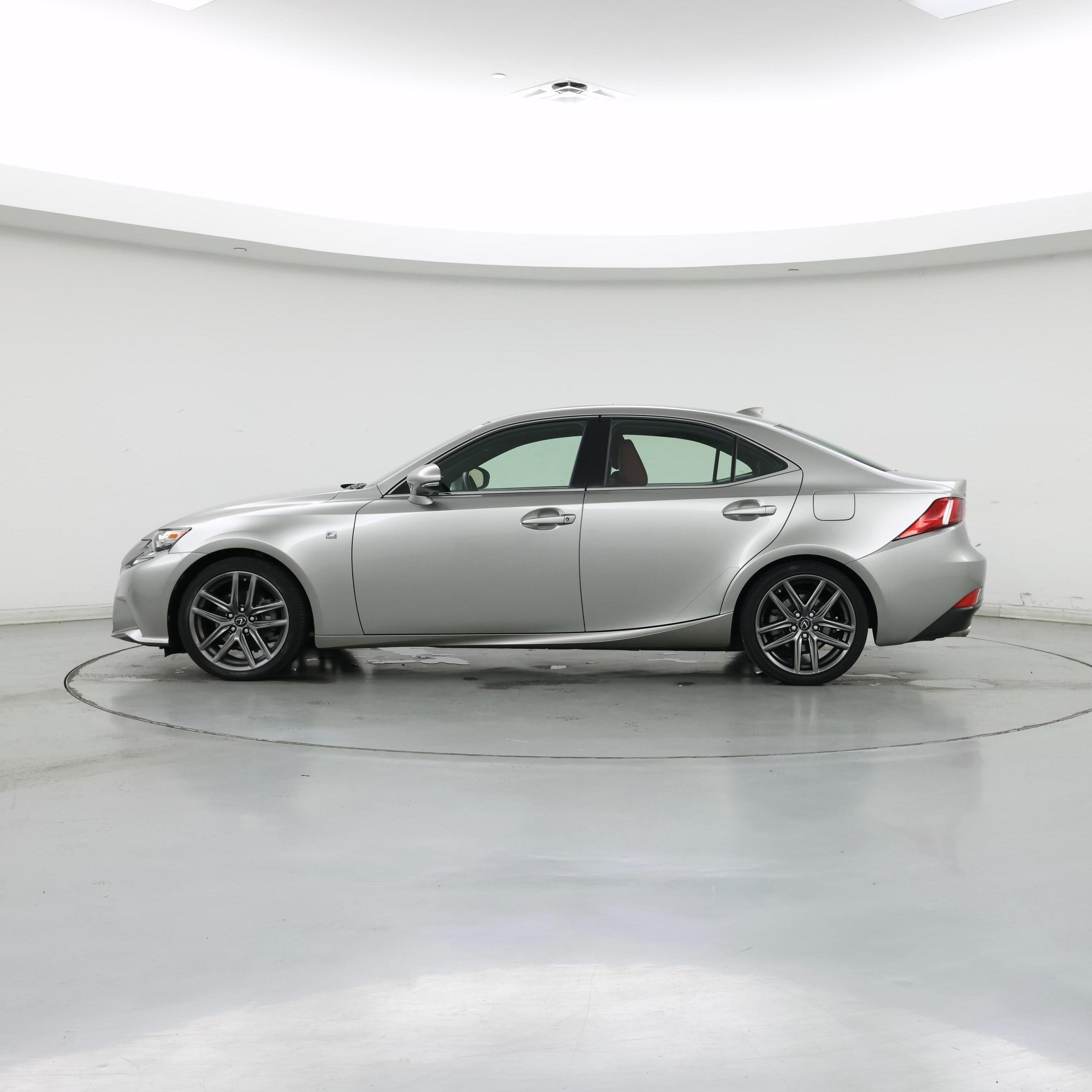 Thumbnail: 2015 Lexus IS - 3