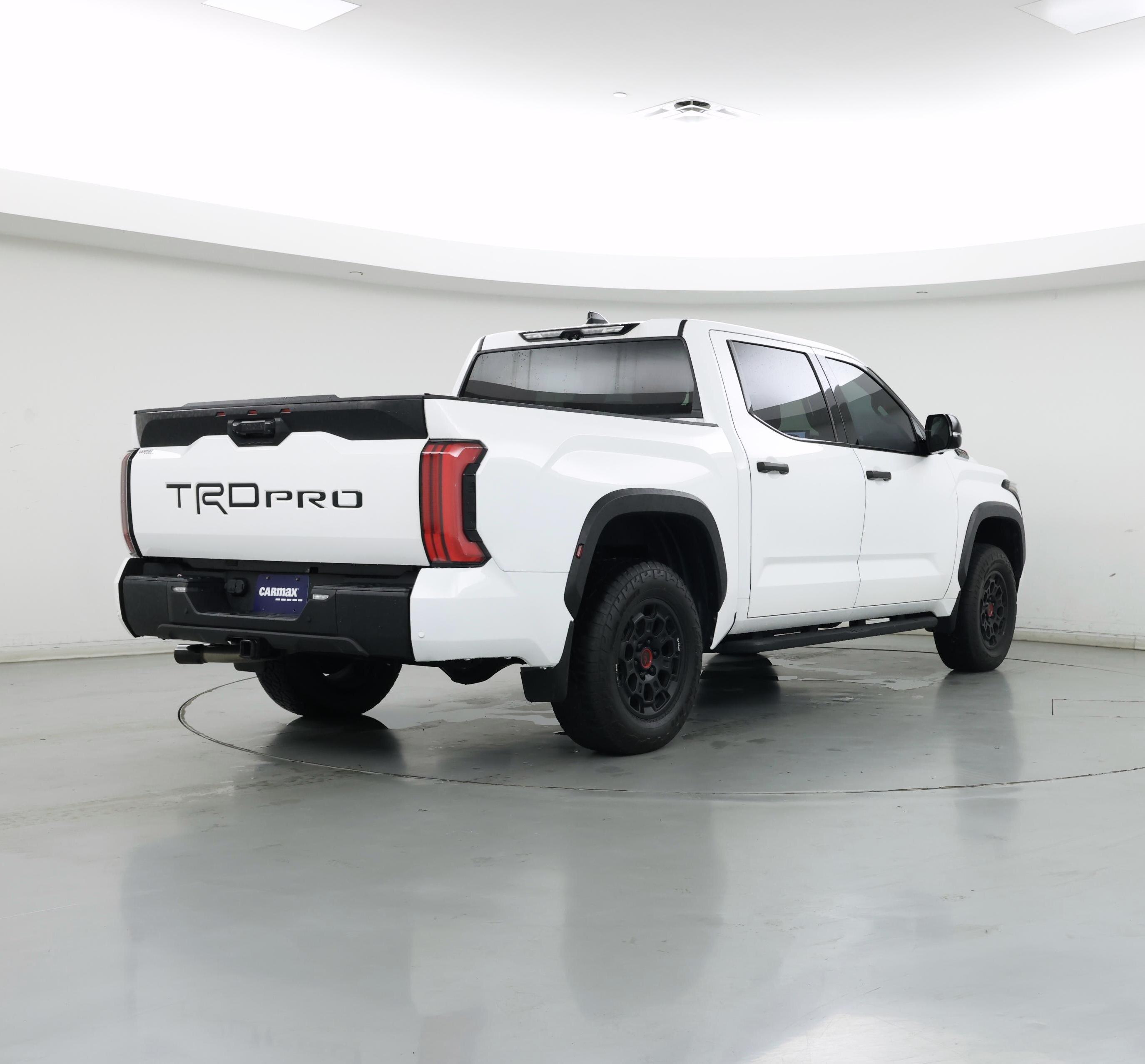 Thumbnail: 2023 Toyota Tundra - 8