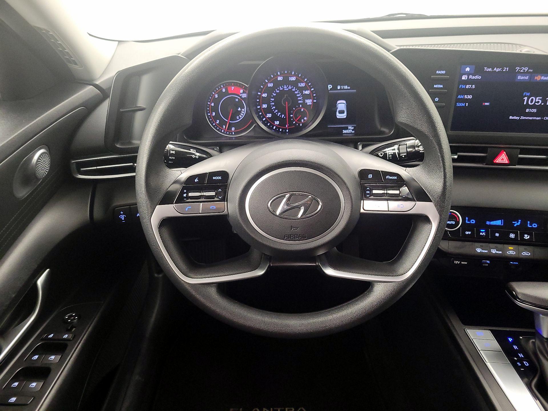 Thumbnail: 2023 Hyundai Elantra - 10