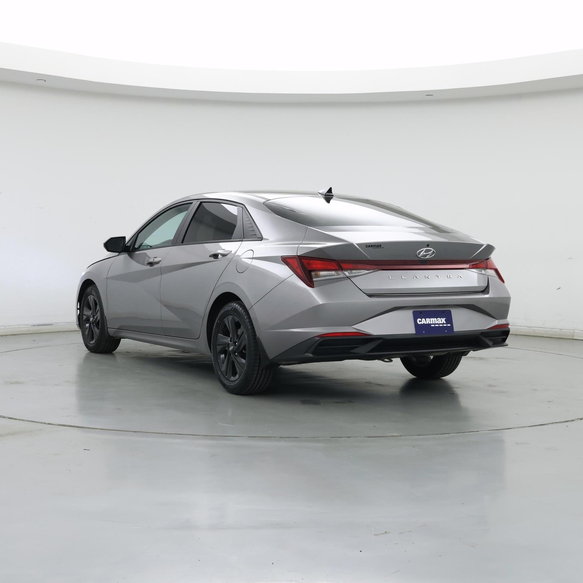 Thumbnail: 2023 Hyundai Elantra - 2