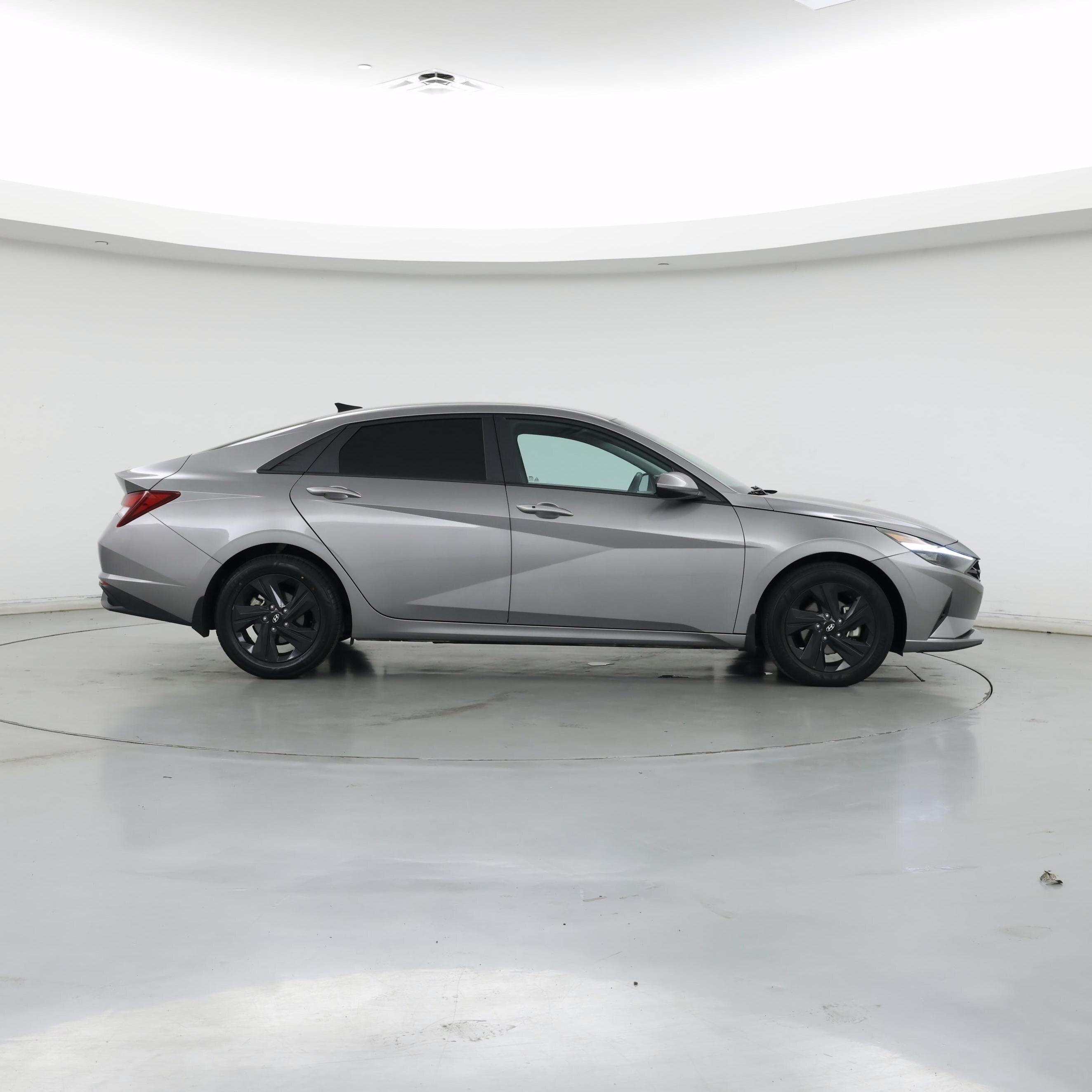 Thumbnail: 2023 Hyundai Elantra - 7