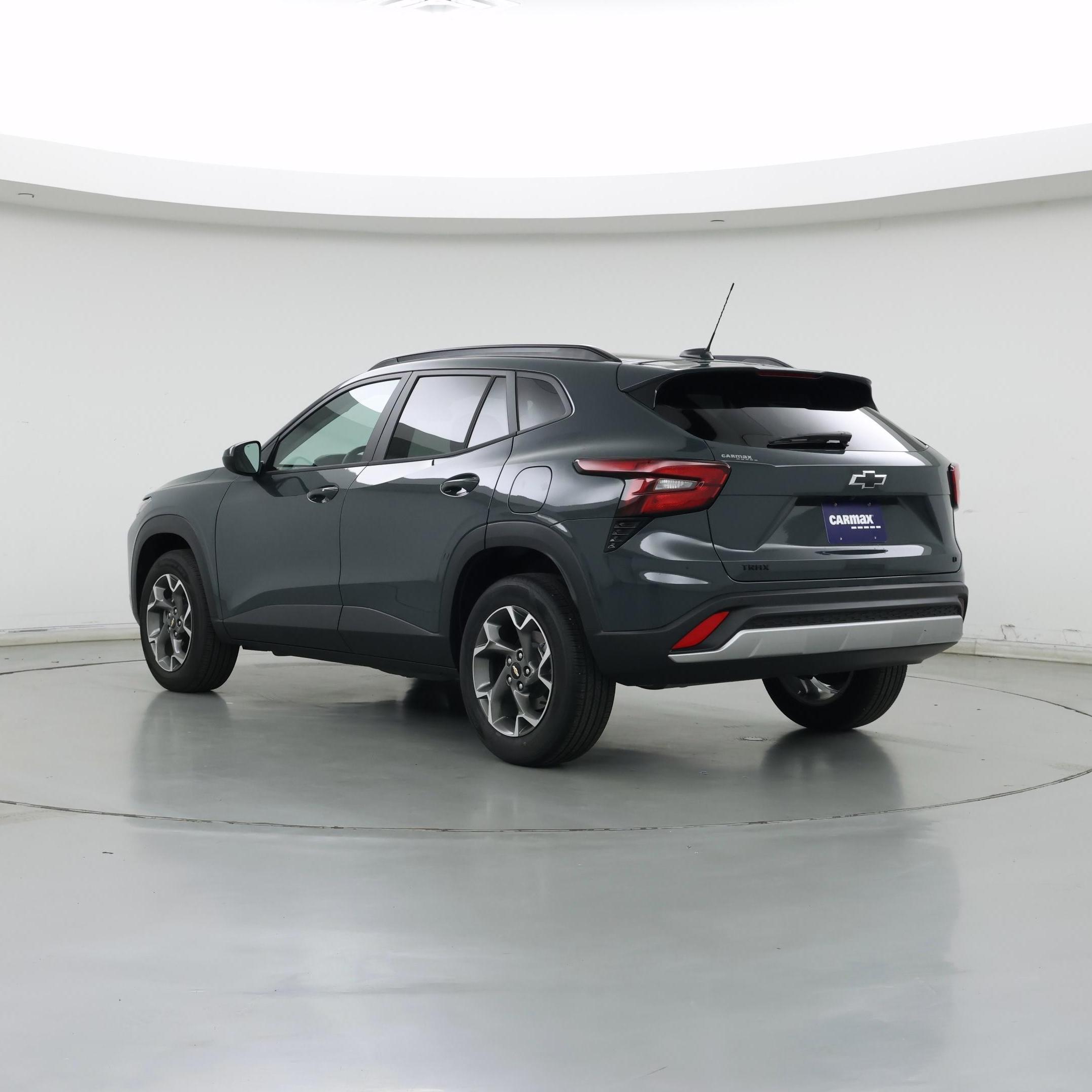 Thumbnail: 2026 Chevrolet Trax - 2