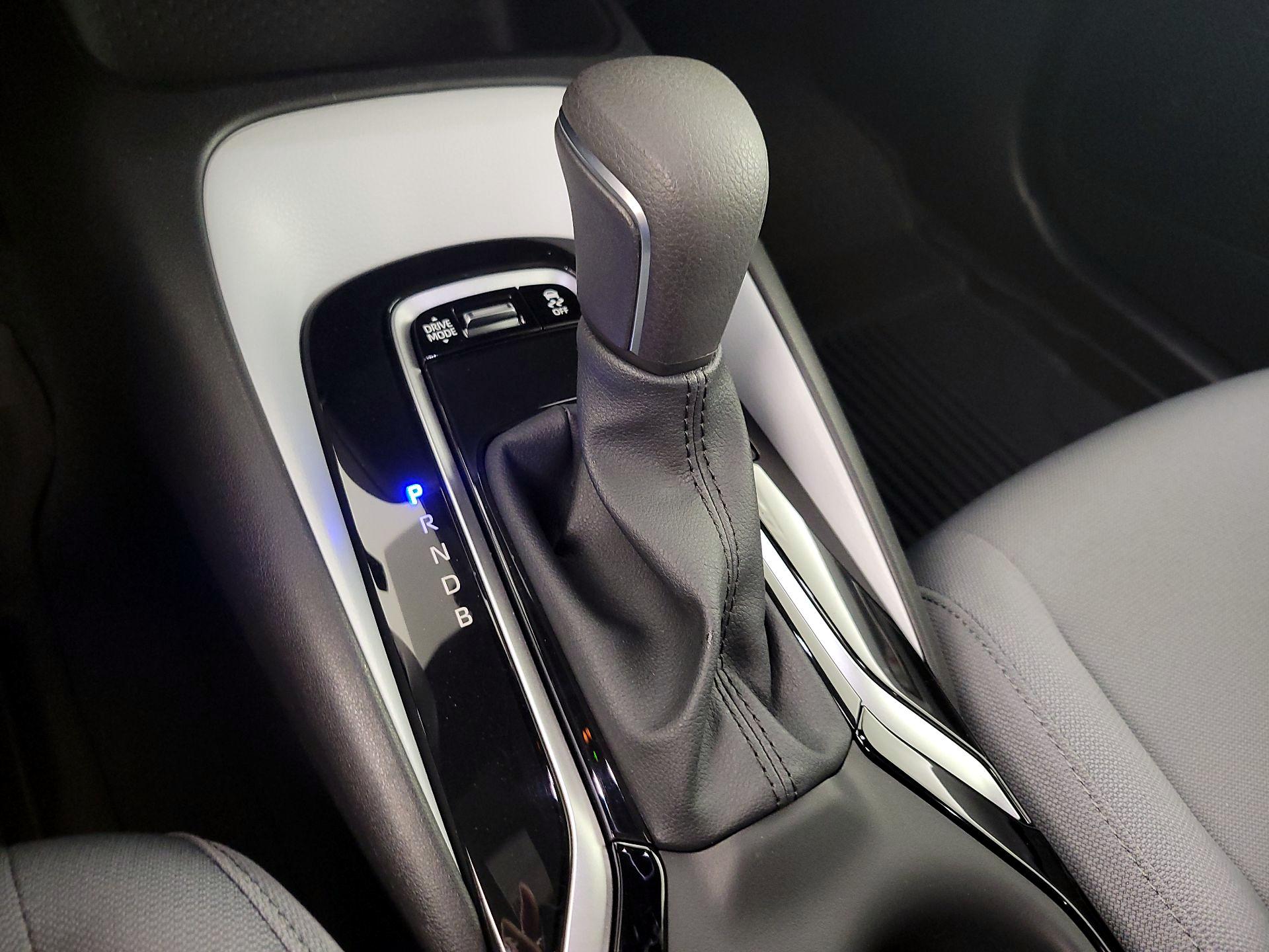 Thumbnail: 2025 Toyota Corolla - 18