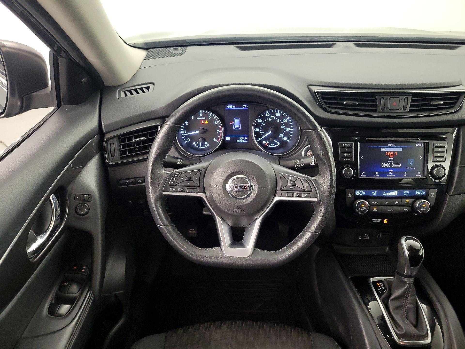 Thumbnail: 2019 Nissan Rogue - 10
