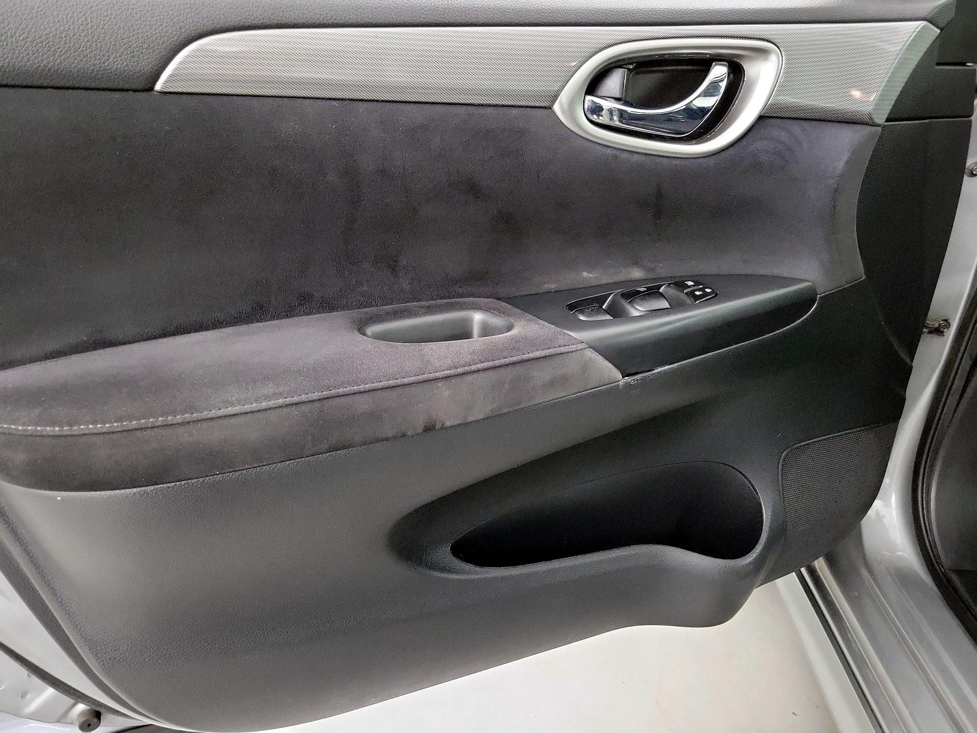 Thumbnail: 2014 Nissan Sentra - 12