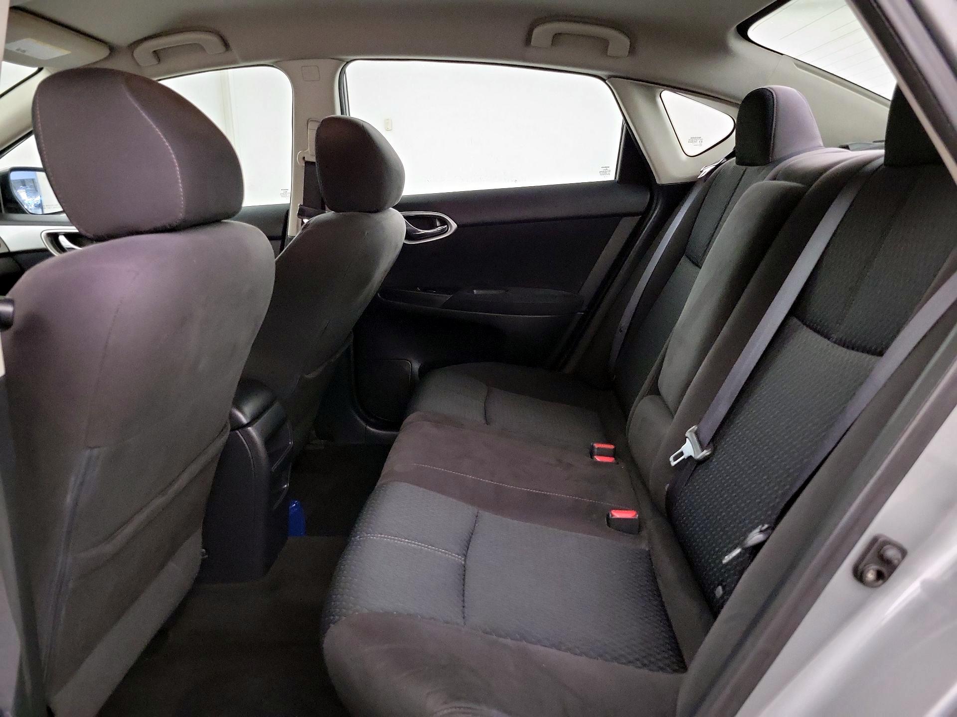 Thumbnail: 2014 Nissan Sentra - 19