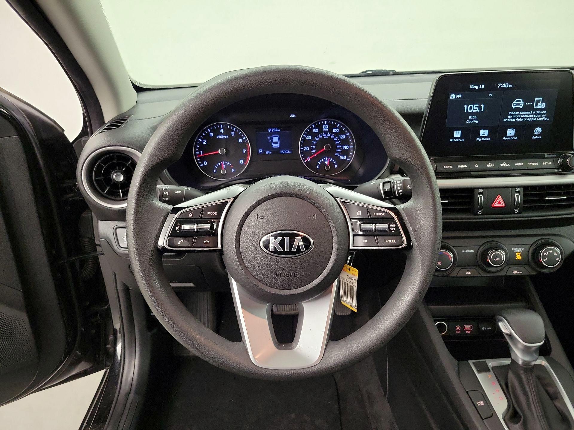 Thumbnail: 2020 Kia Forte - 10