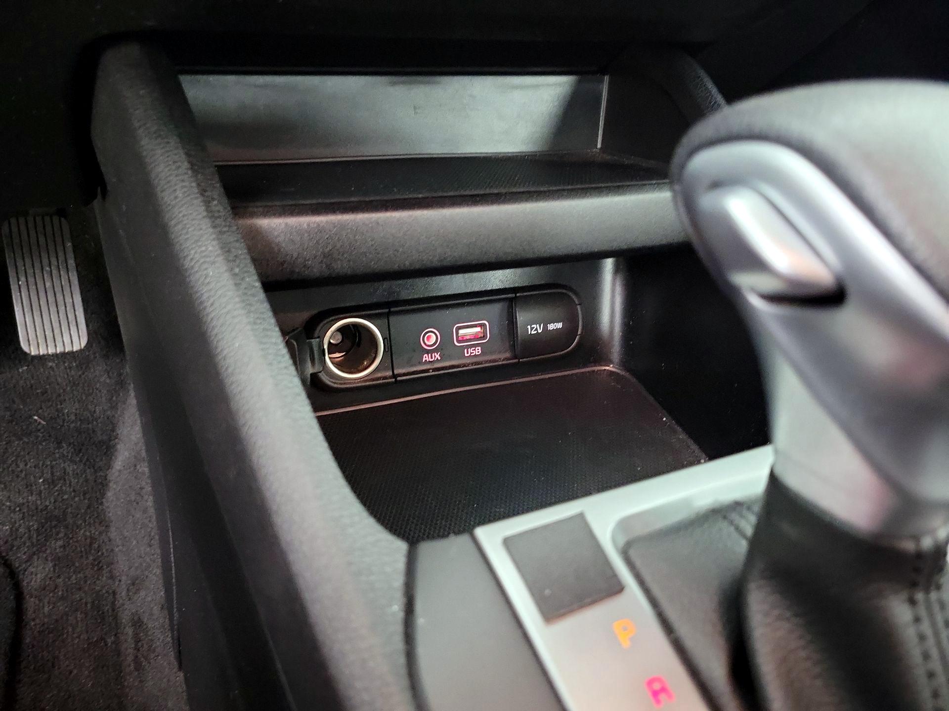 Thumbnail: 2020 Kia Forte - 18