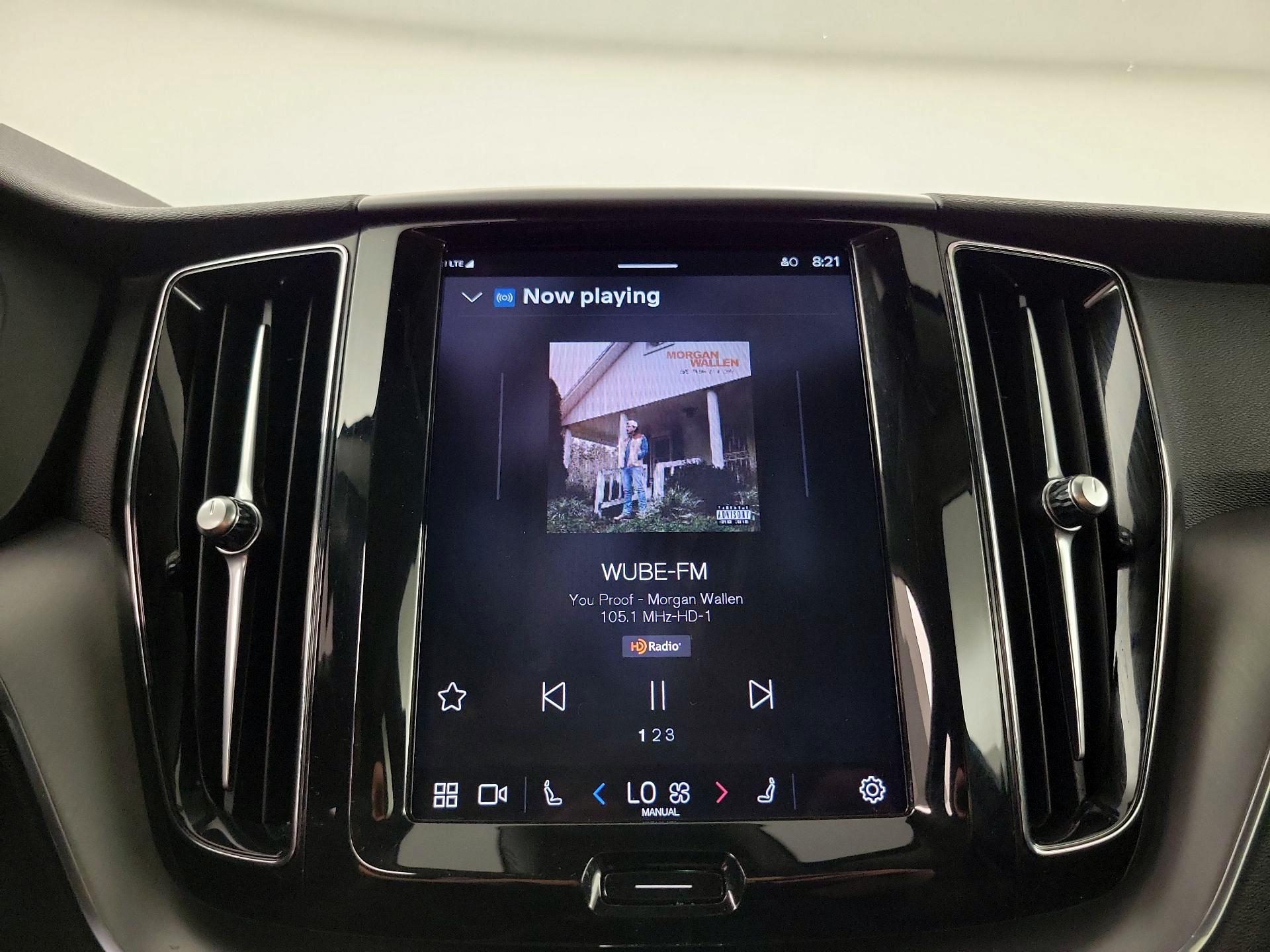 Thumbnail: 2024 Volvo XC60 - 15
